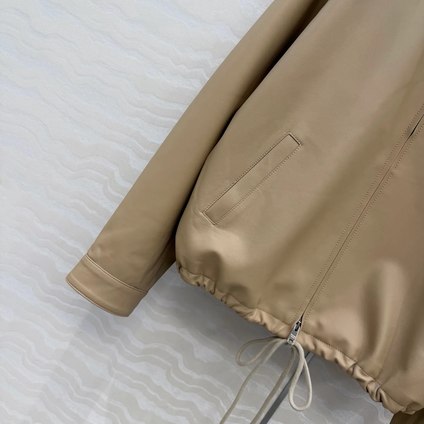 Кожаные Куртки И Дублёнки Мужские Prada 11430157