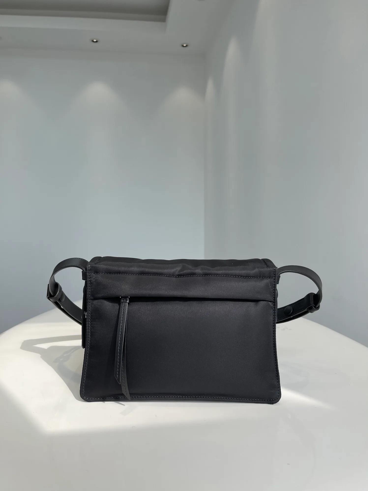 Сумки На Ремне Женские Prada 11910752