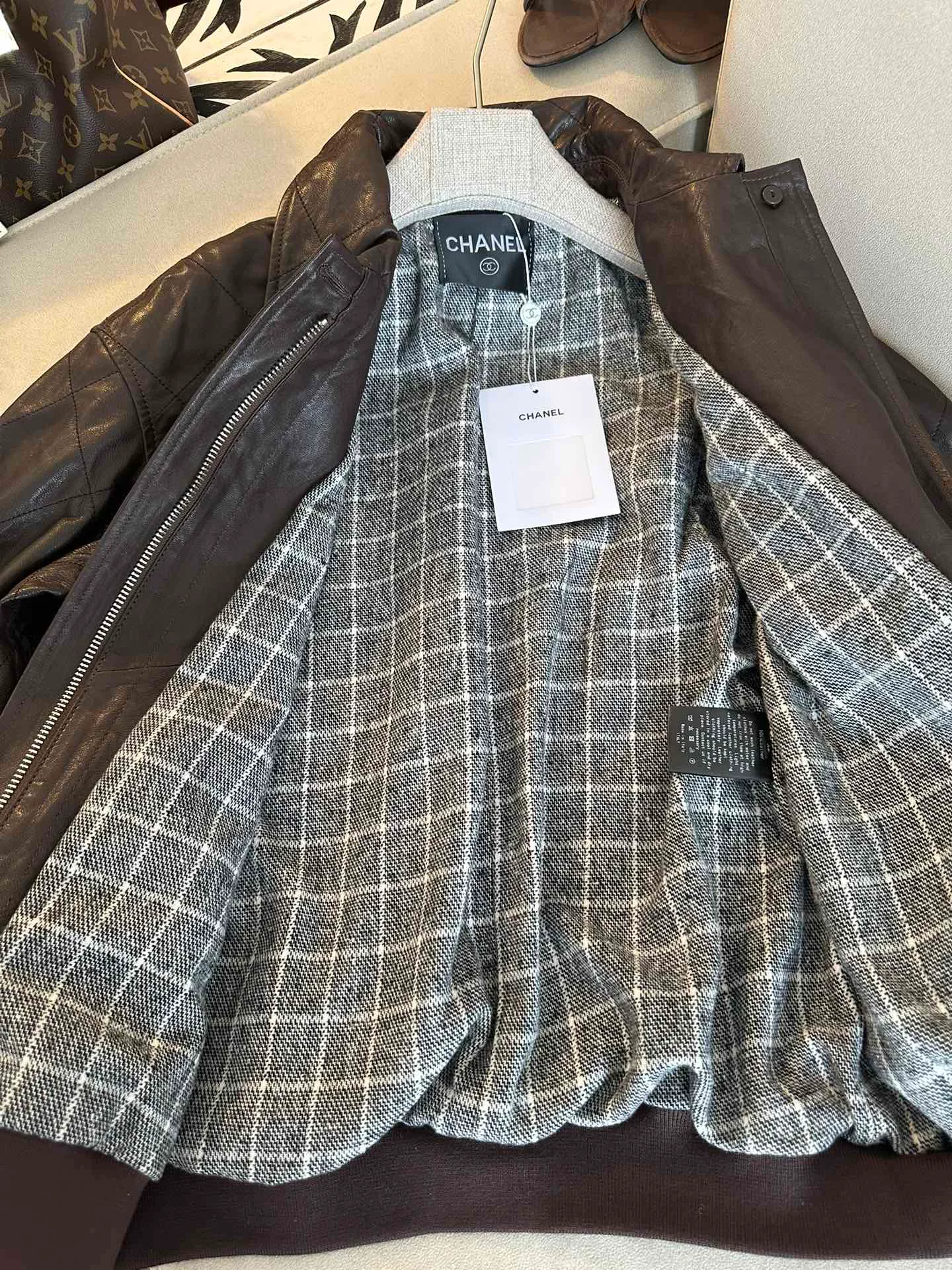 Пальто Женские Chanel 11786225