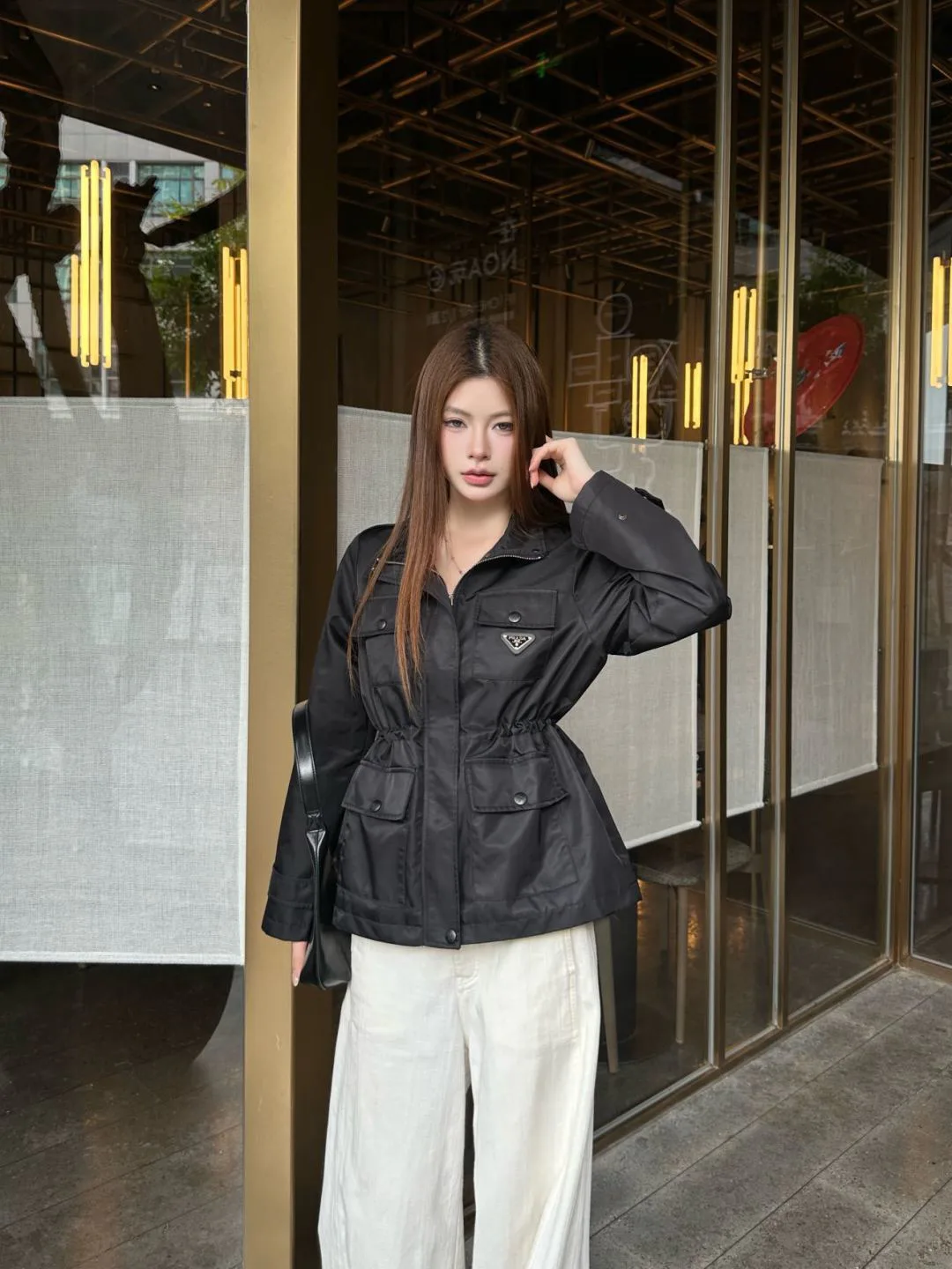 Куртки И Пуховики Женские Prada 17988138