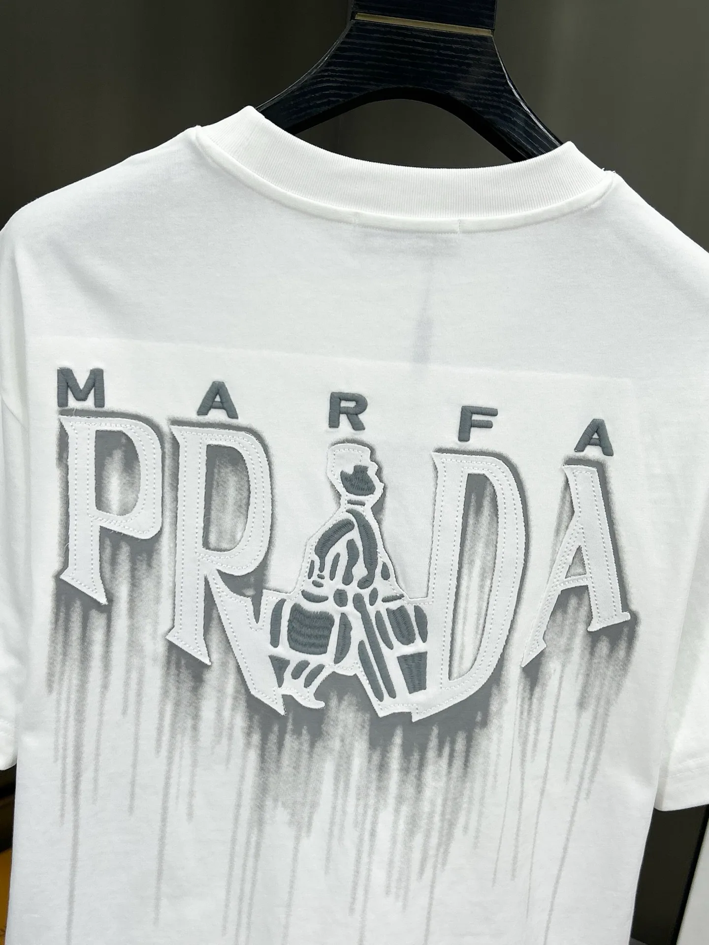 Футболки Женские Prada 862644