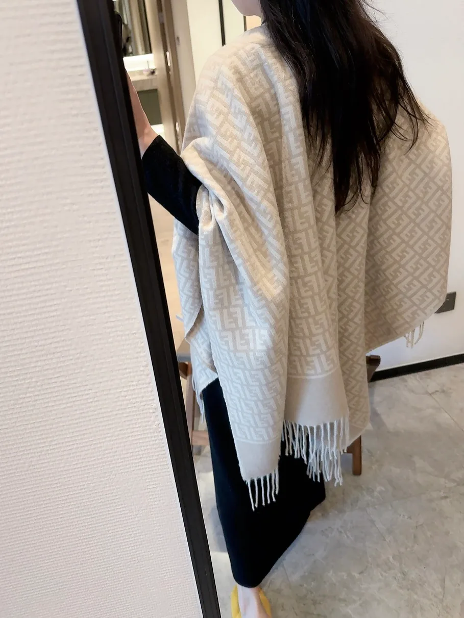 Шарфы Fendi 163704