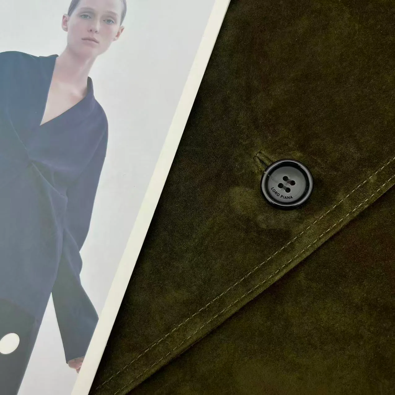 Кожаные Куртки И Дублёнки Женские Loro Piana 2702518