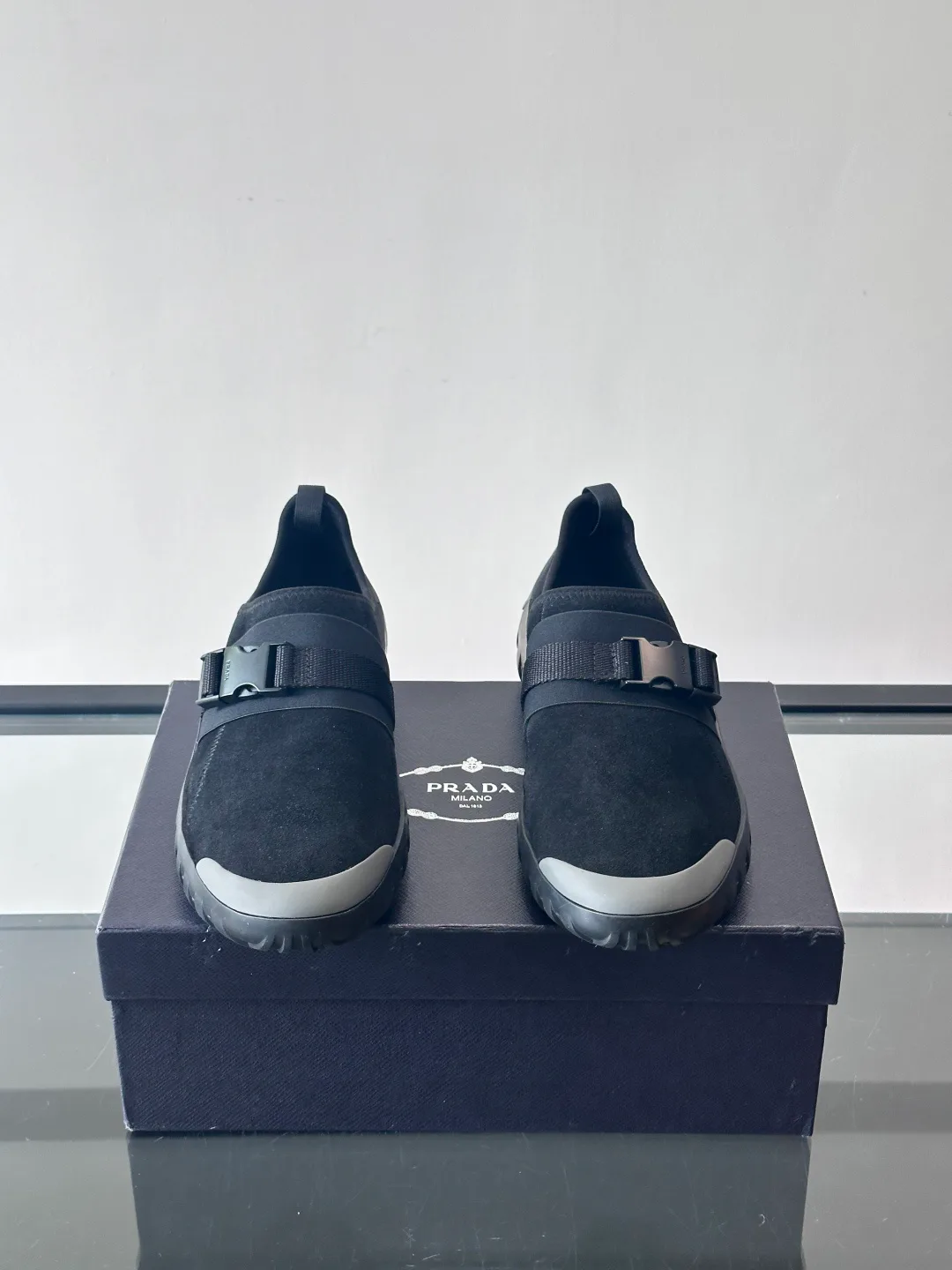 Кроссовки Мужские Prada 11489656
