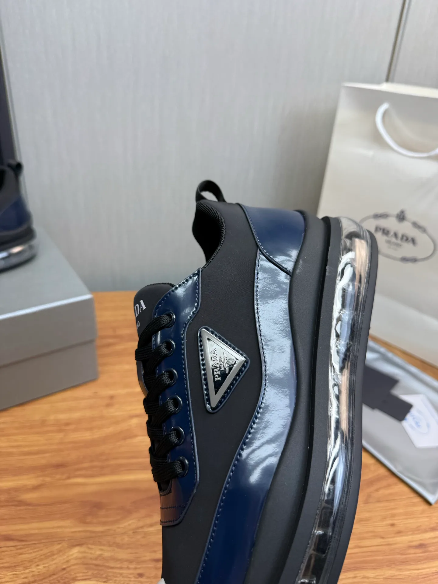 Кроссовки Мужские Prada 13537315