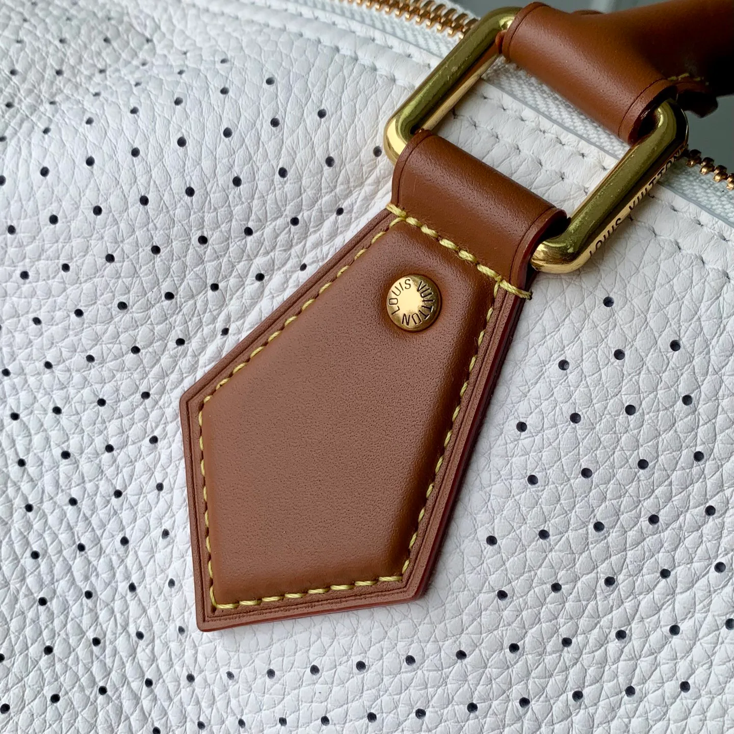Классические Сумки Женские Louis Vuitton 18147438