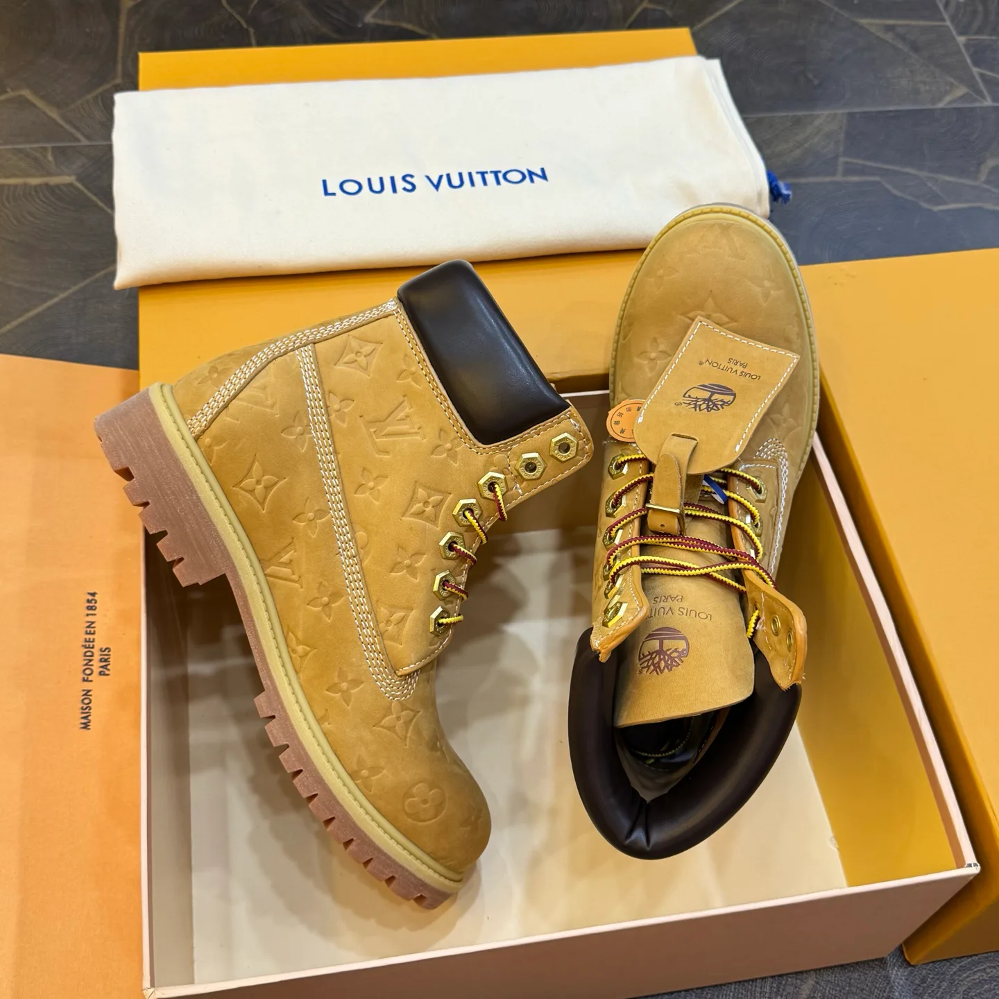 Ботинки Мужские Louis Vuitton 18267070