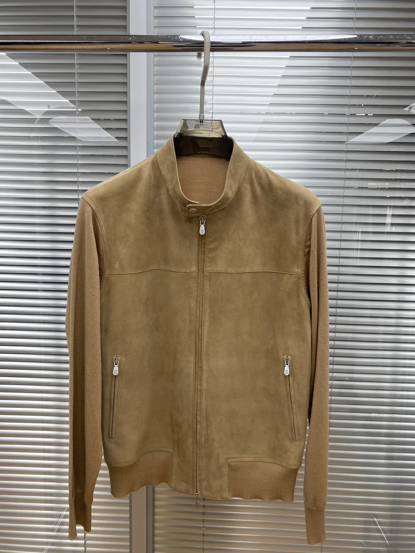 Куртки И Пуховики Мужские Brunello Cucinelli 18232569