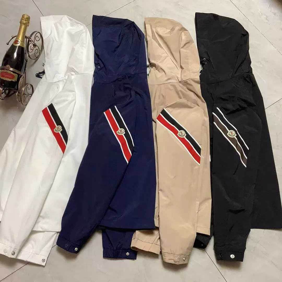 Куртки И Пуховики Мужские Moncler 448379