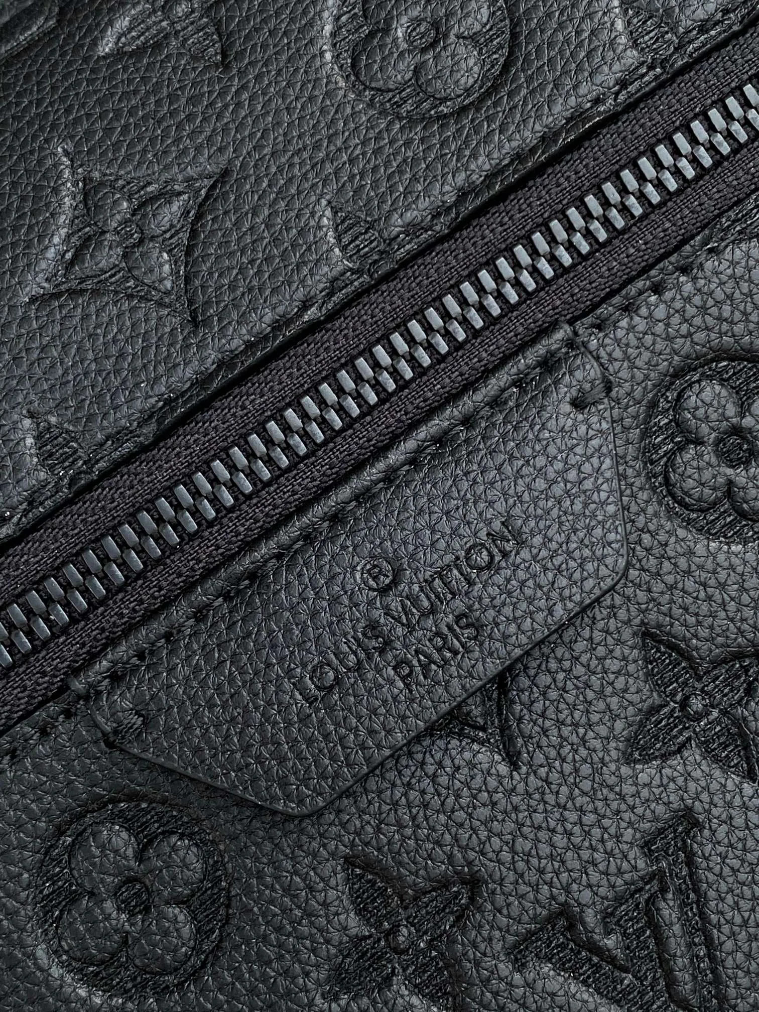 Рюкзаки Женские Louis Vuitton 13435264