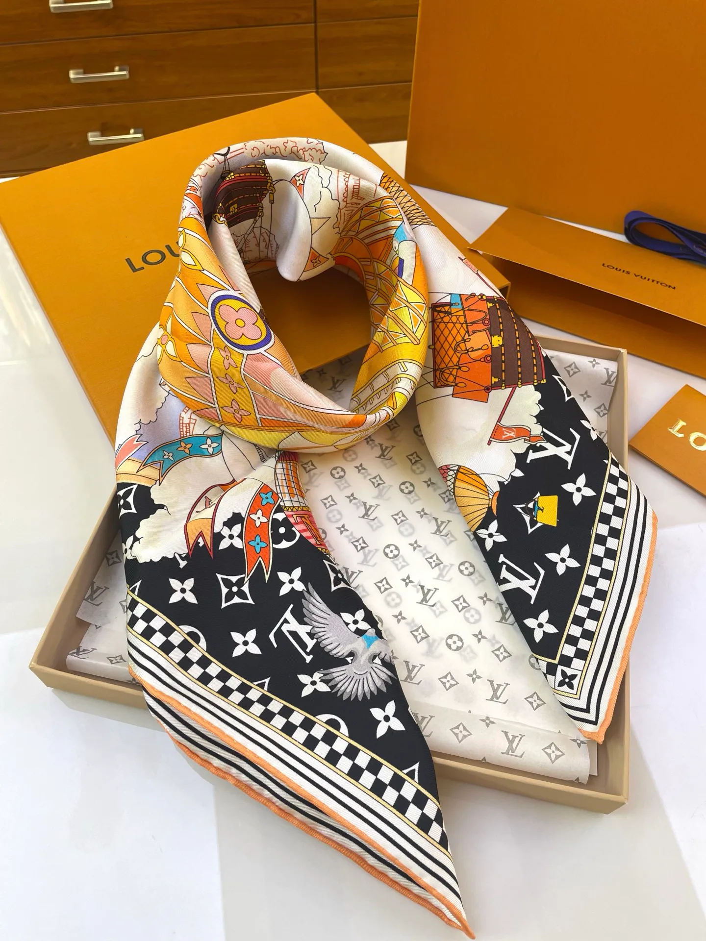 Платки Louis Vuitton 1981414