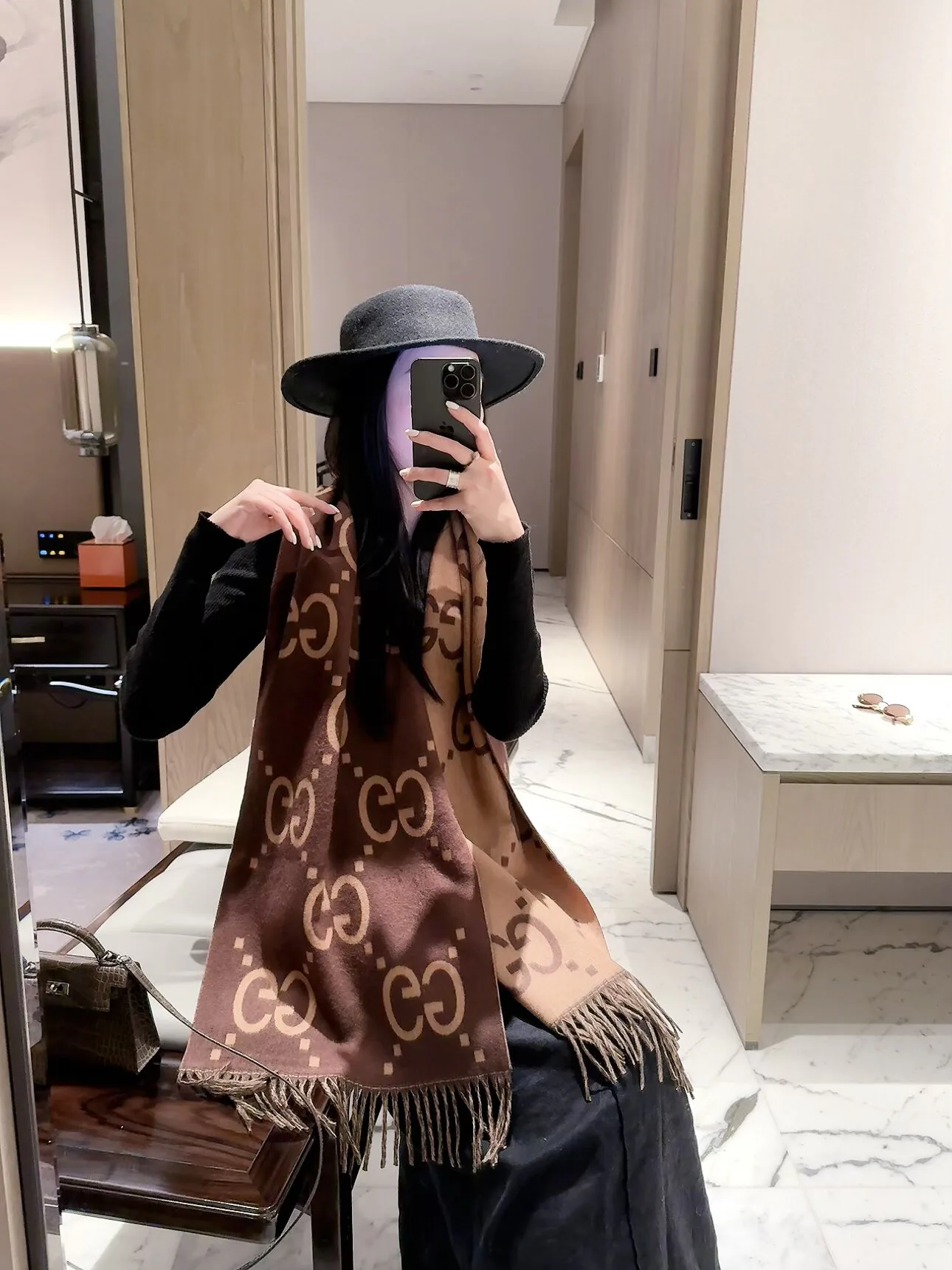 Шарфы Gucci 18427153