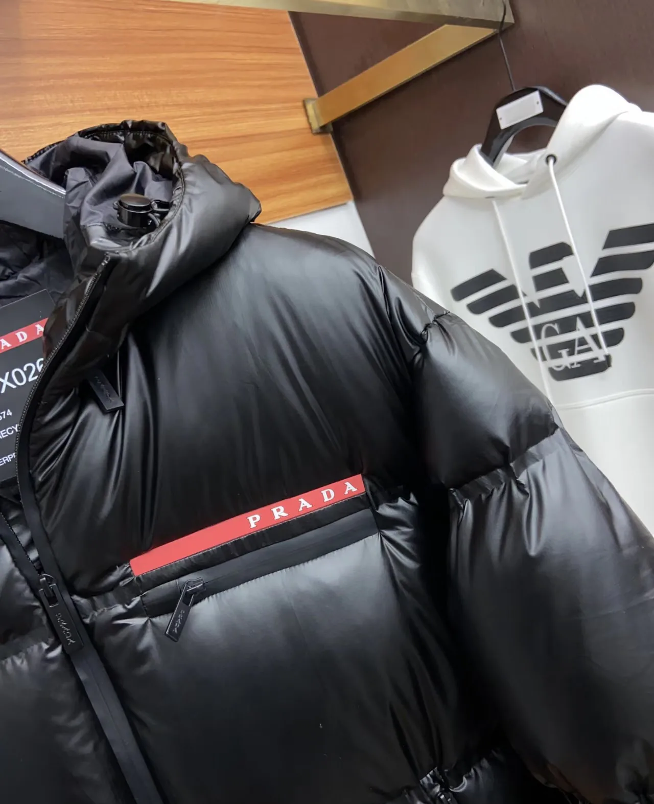 Куртки И Пуховики Женские Prada 17964540