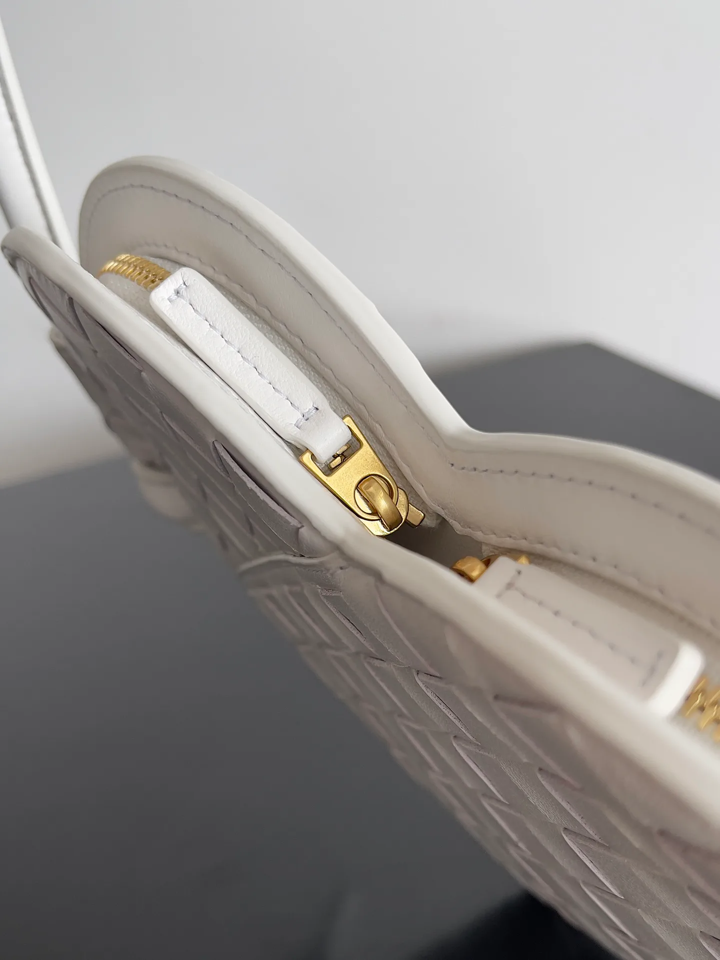 Клатчи Женские Bottega Veneta 420001