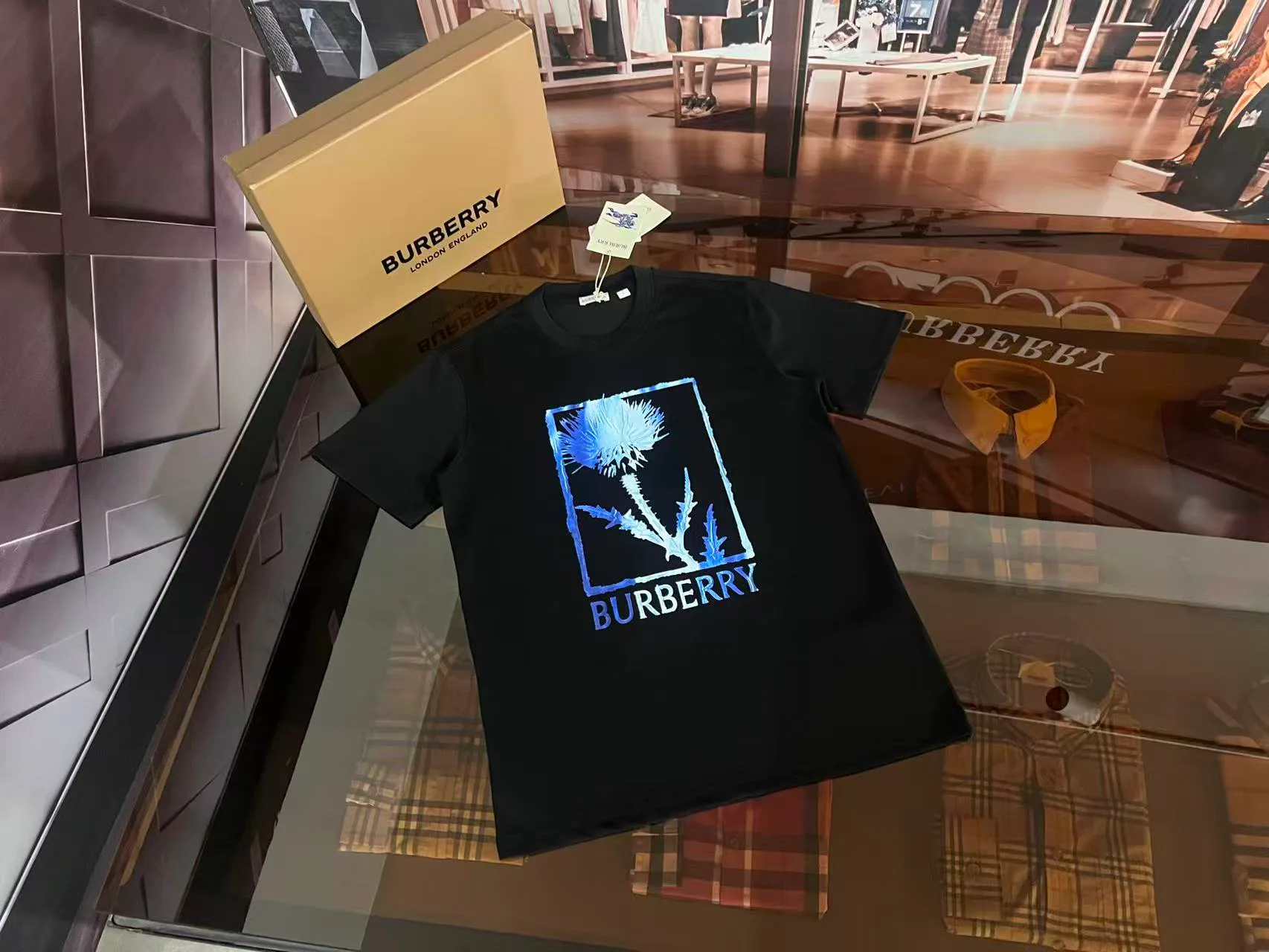 Футболки Женские Burberry 9867381