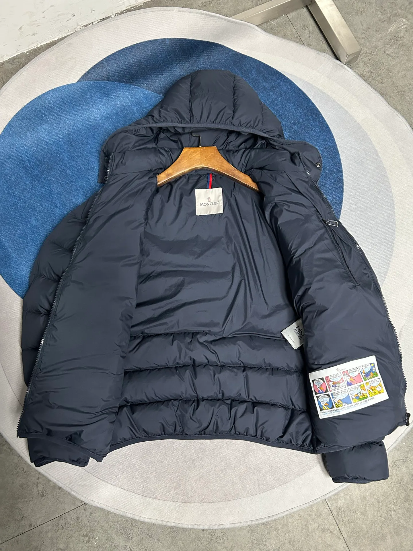 Куртки И Пуховики Женские Moncler 19202364