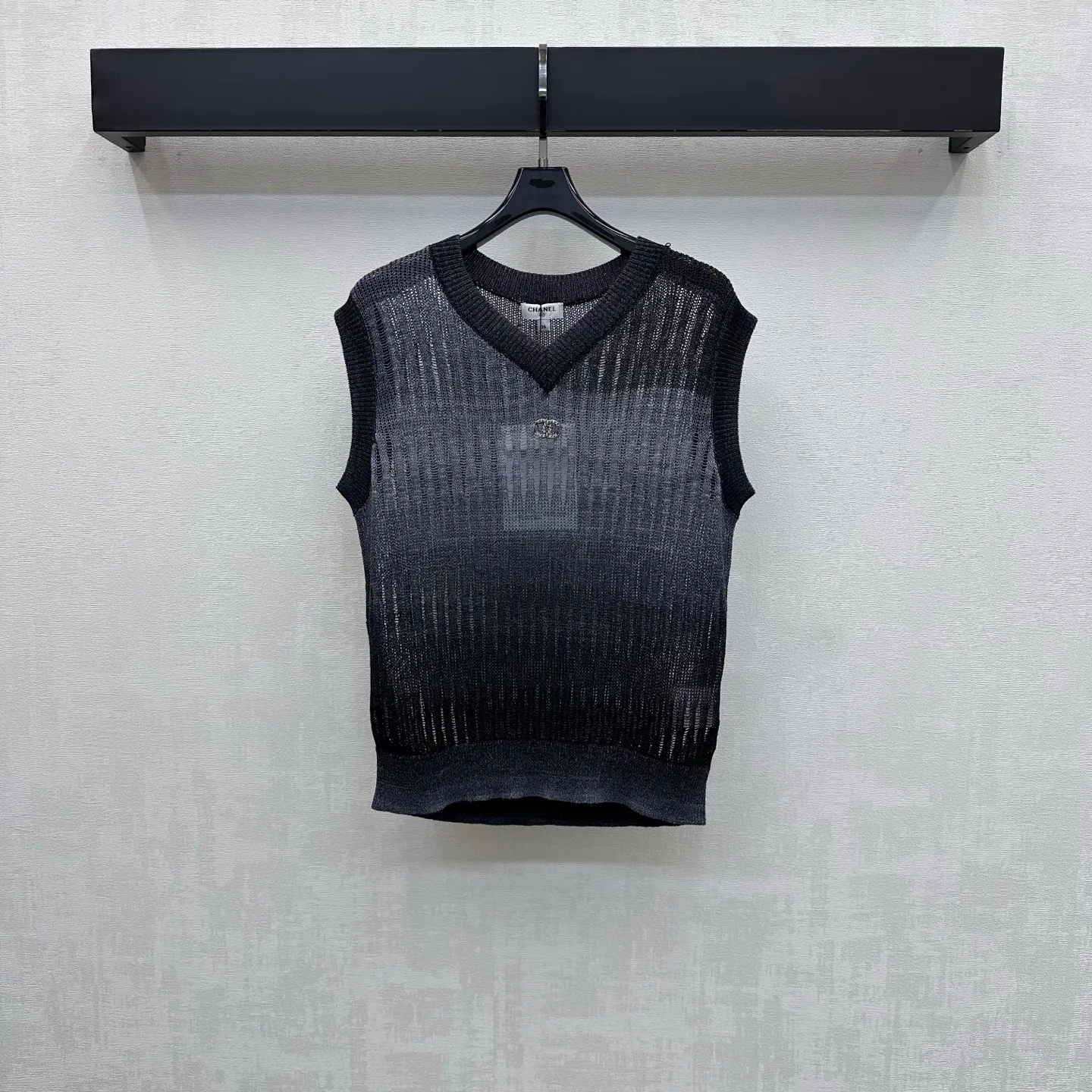 Жилеты Женские Chanel 11642713