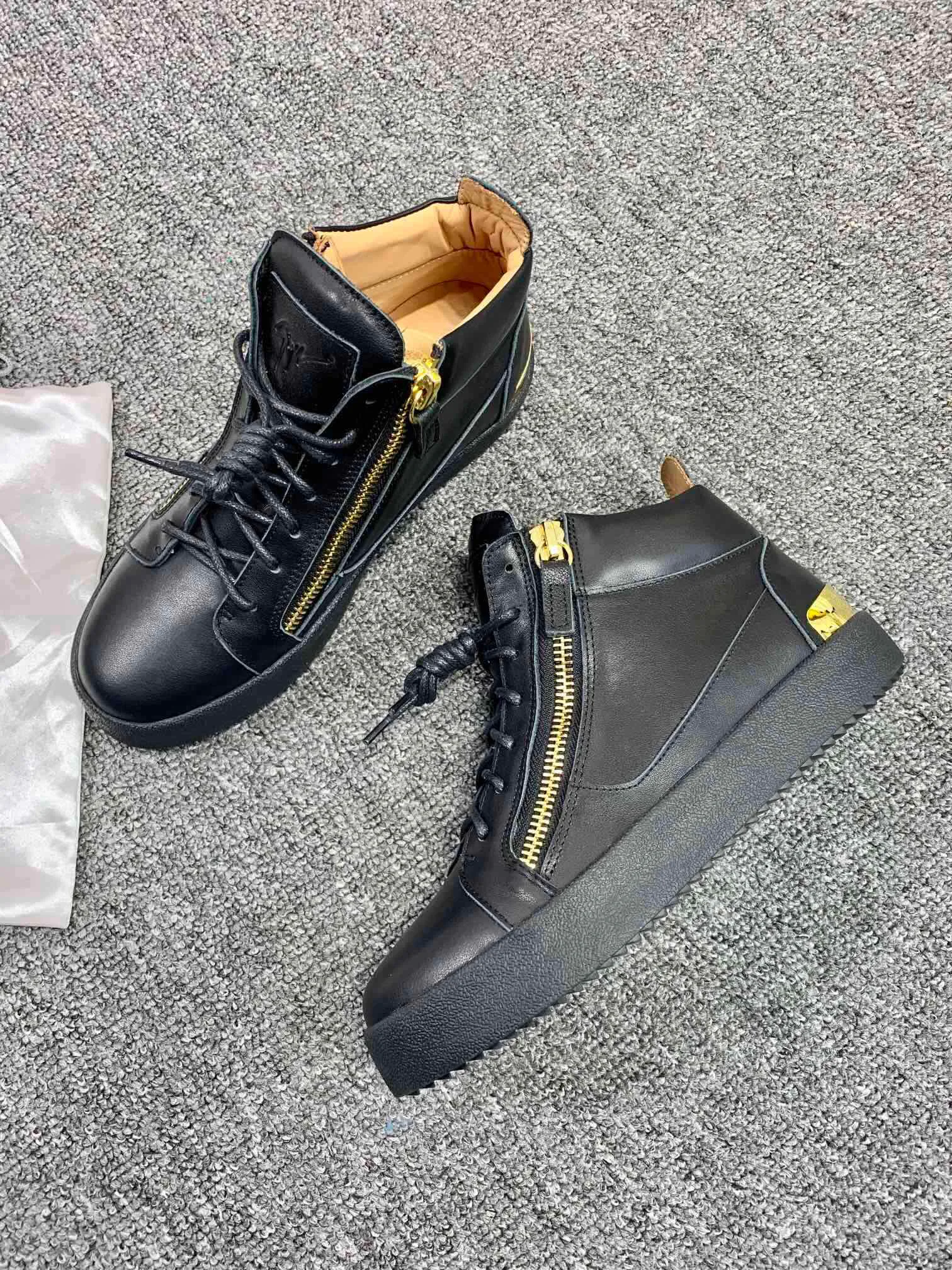 Кроссовки Мужские Giuseppe Zanotti 4193341