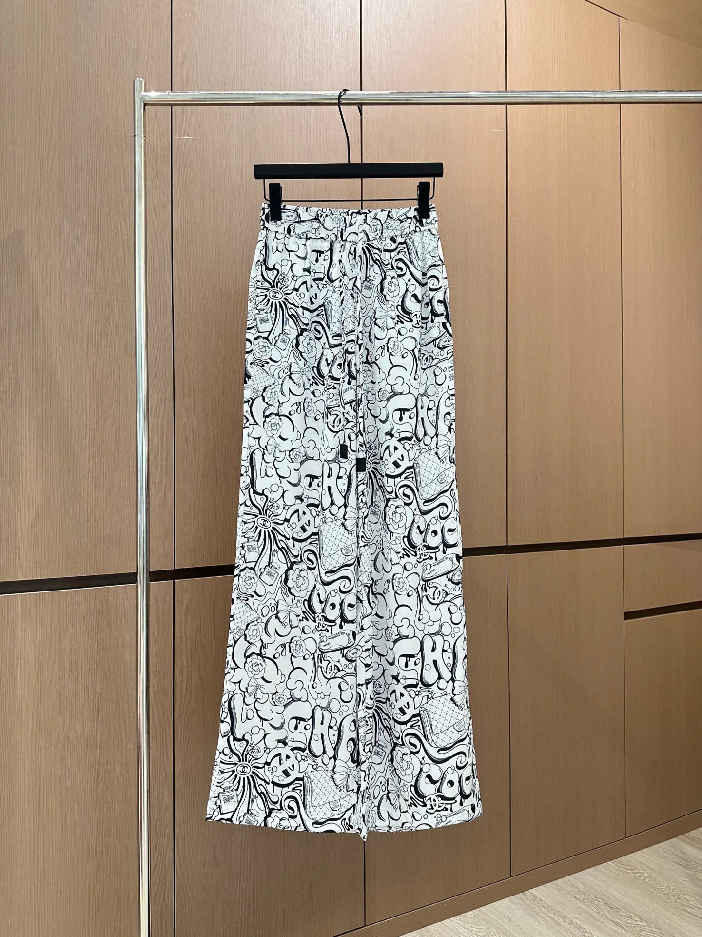 Брюки Женские Chanel 11491424