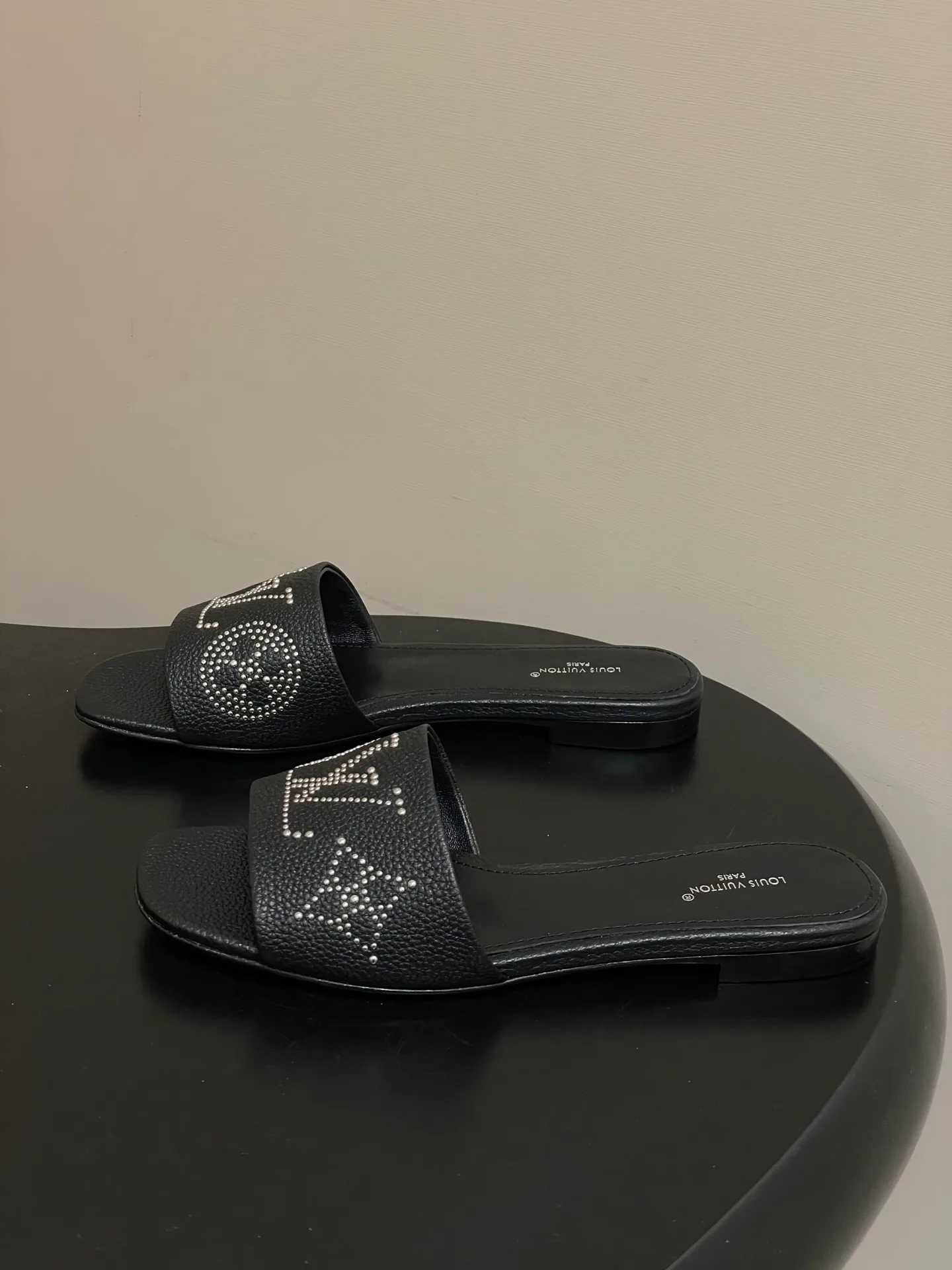 Босоножки Женские Louis Vuitton 11628735