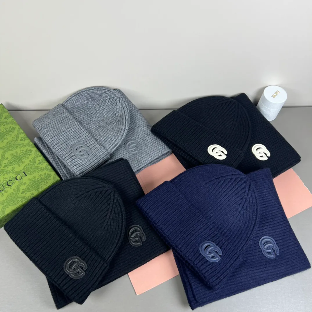 Головные Уборы Gucci 823931