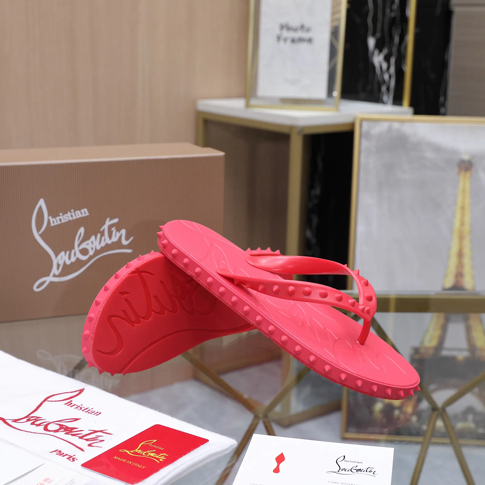 Шлепанцы Женские Christian Louboutin 17514964