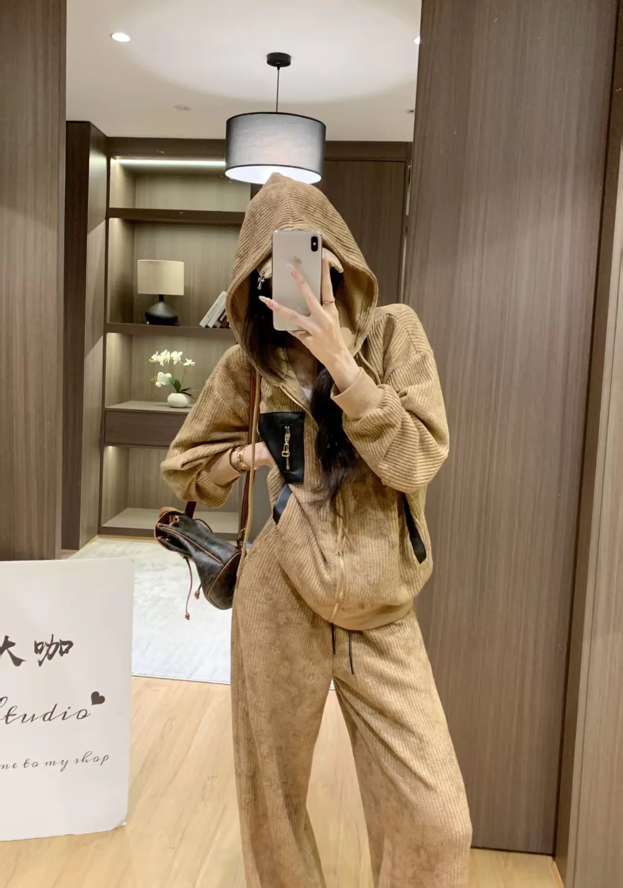 Костюмы Женские Louis Vuitton 649935