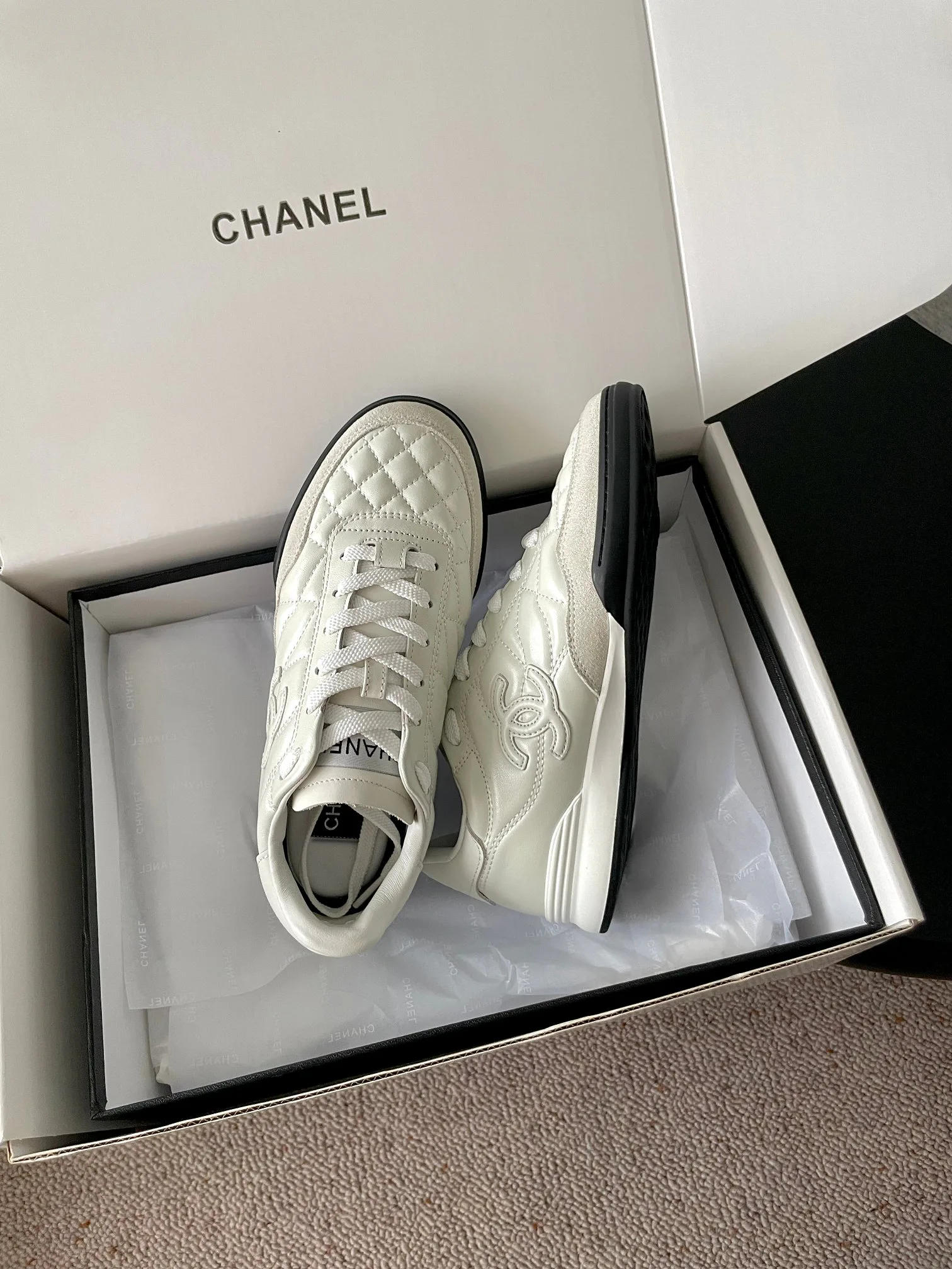 Кроссовки Женские Chanel 18766100