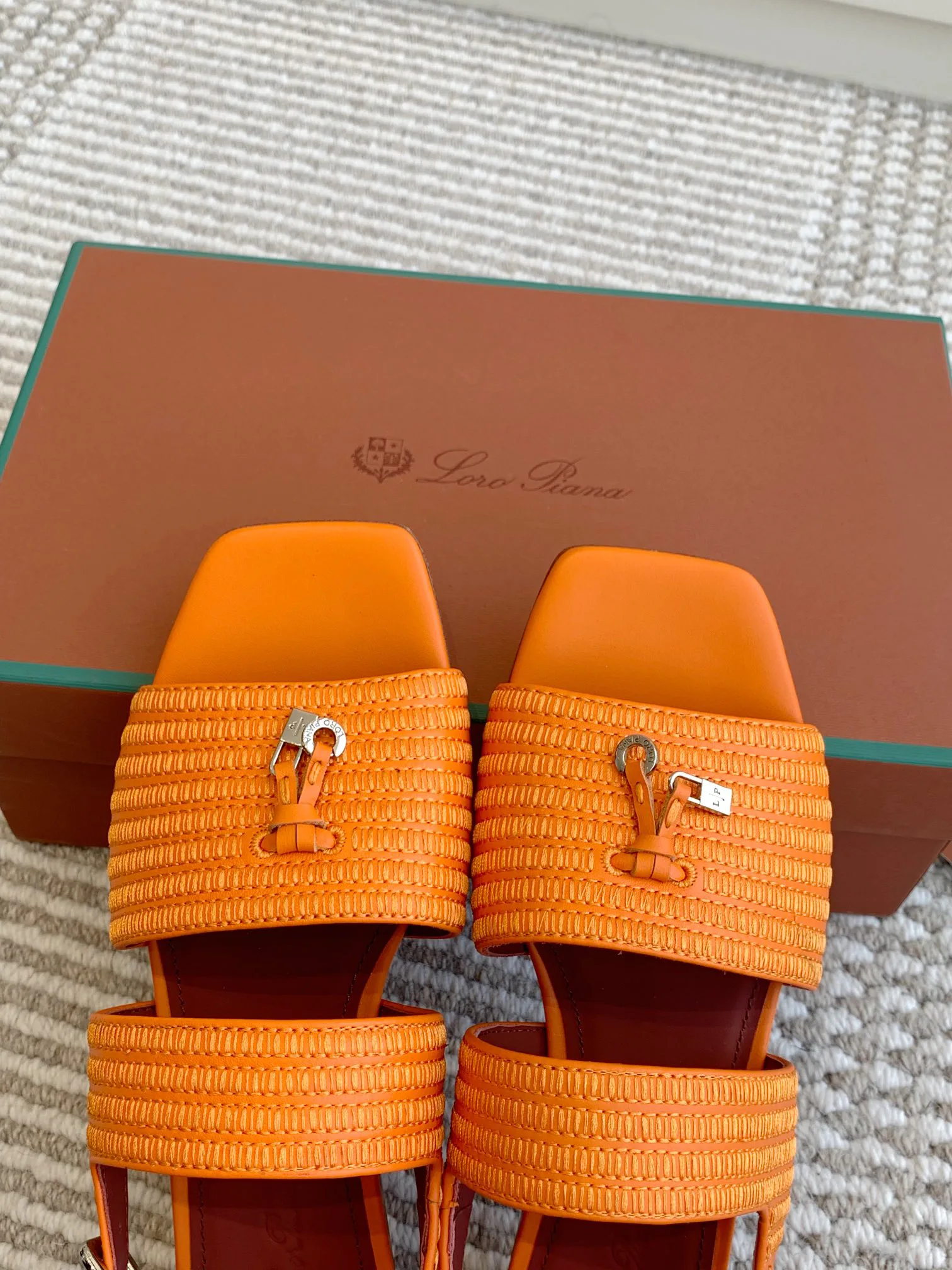 Сандалии Женские Loro Piana 9236