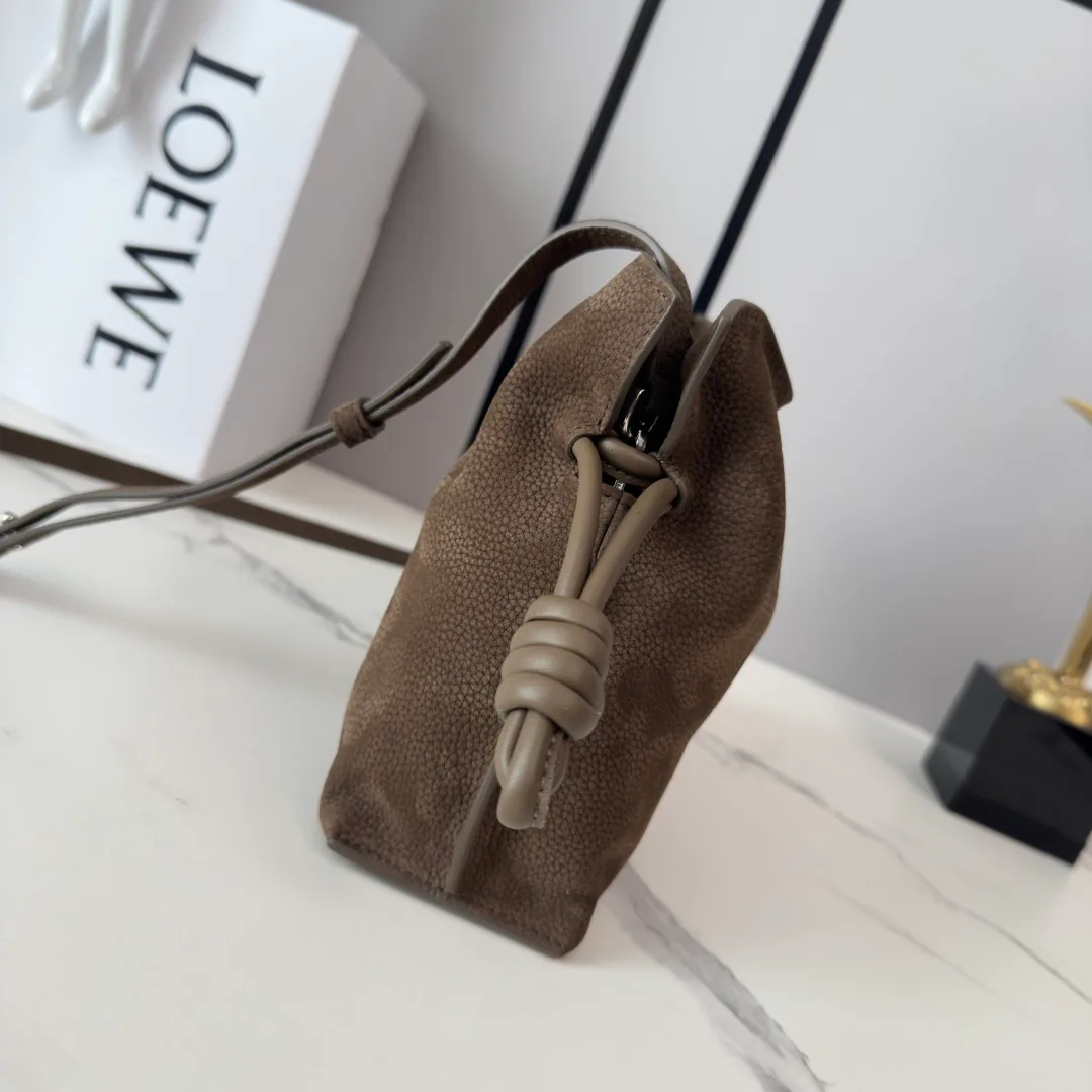 Клатчи Женские Loewe 11513678