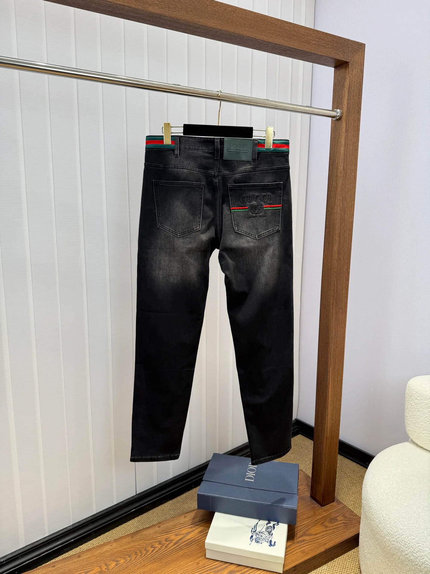 Джинсы Мужские Gucci 18029761
