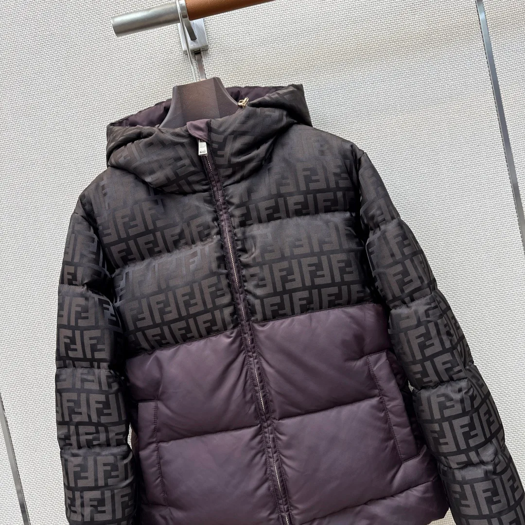 Куртки И Пуховики Женские Fendi 18279065