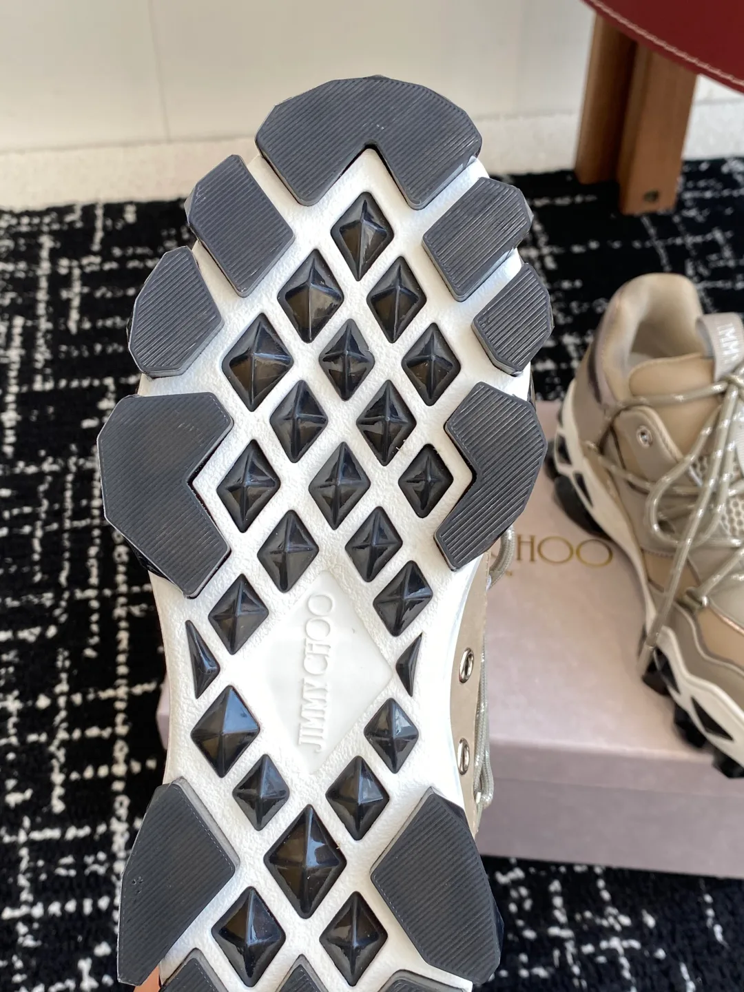 Кроссовки Женские Jimmy Choo 18407