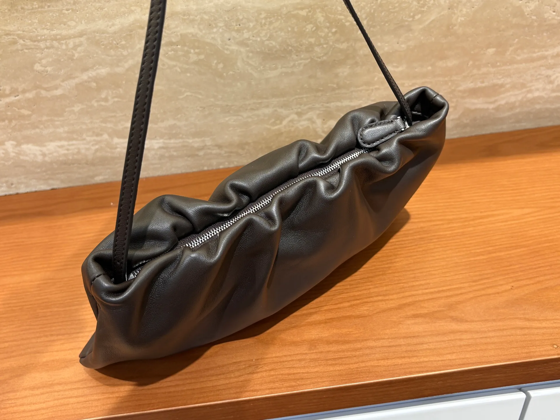 Классические Сумки Женские The Row 186953