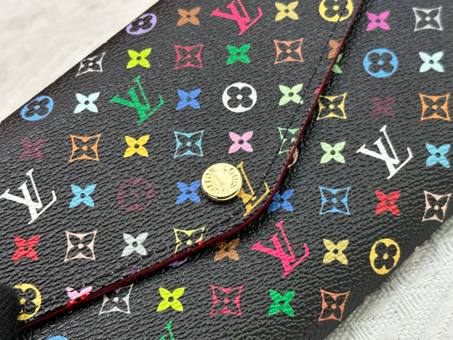 Кошельки Louis Vuitton 32833