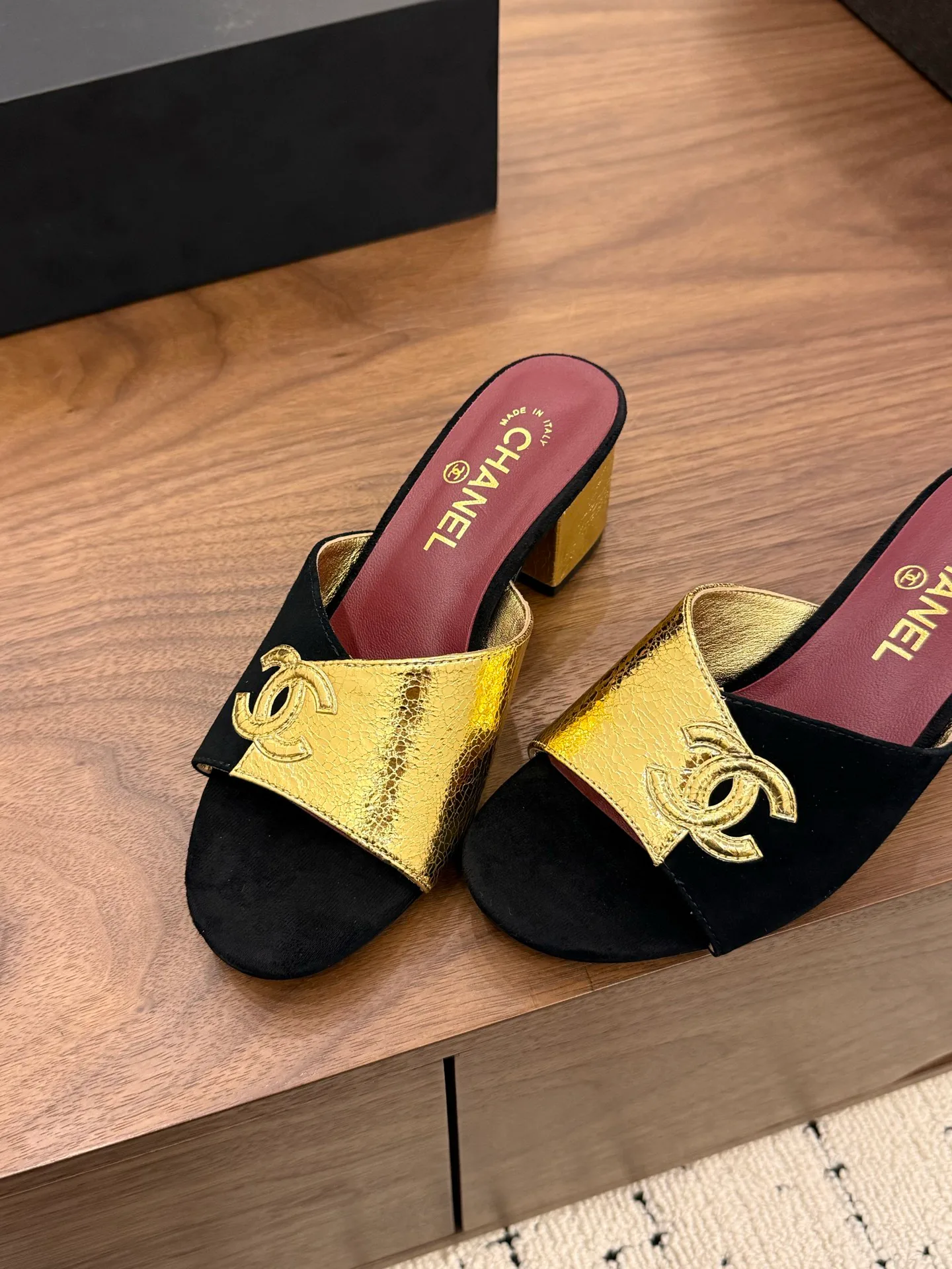 Туфли Женские Chanel 11898546