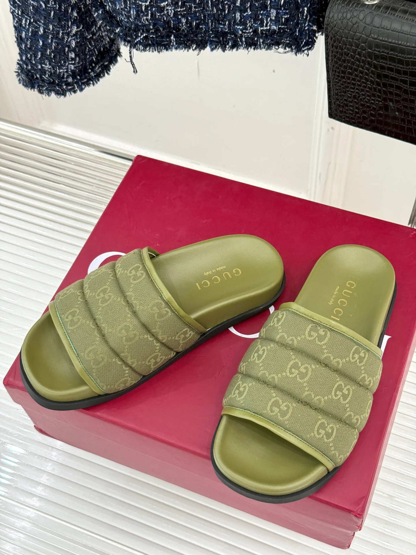 Шлепанцы Женские Gucci 46987