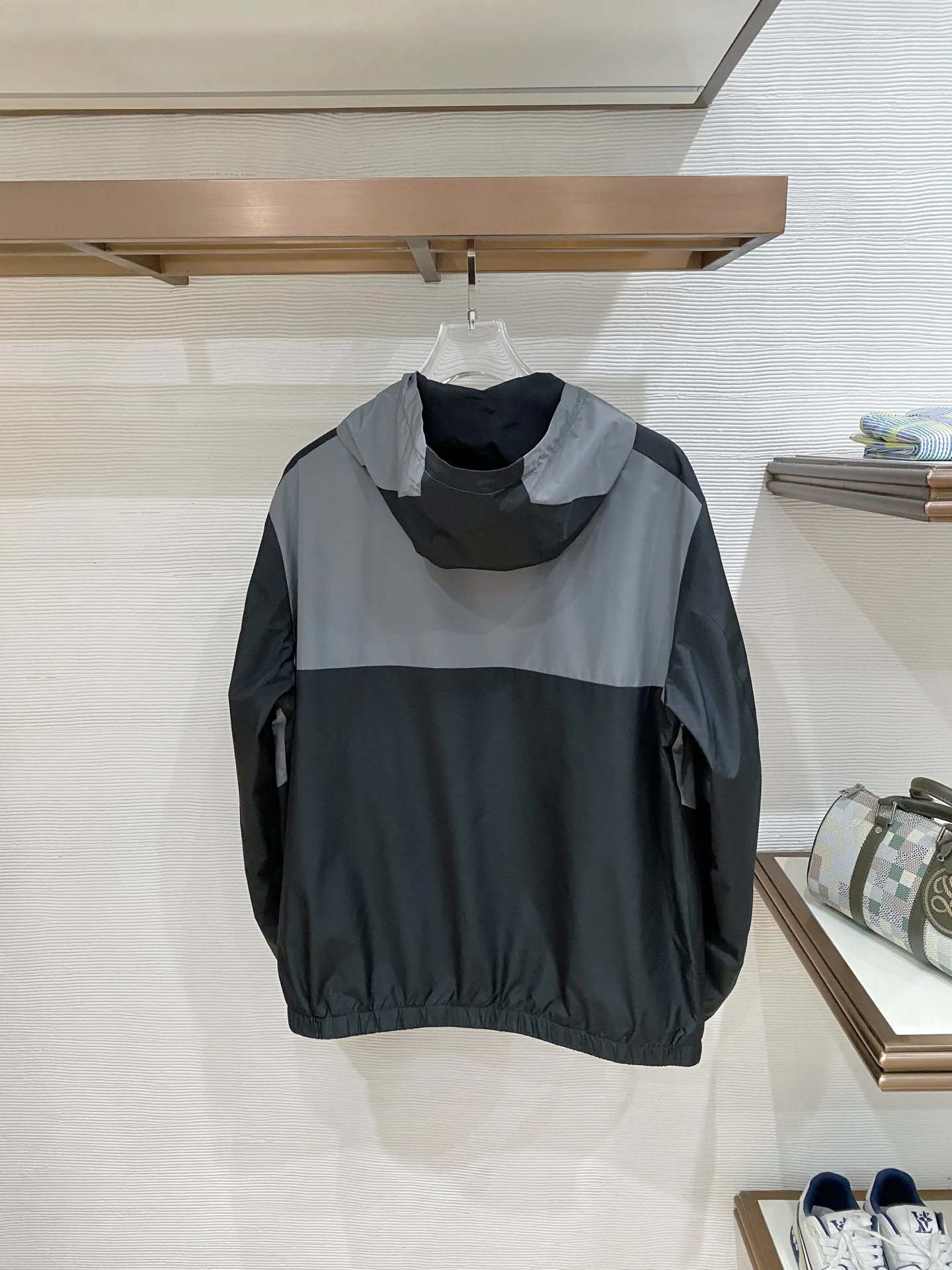 Куртки И Пуховики Мужские Moncler 11584616