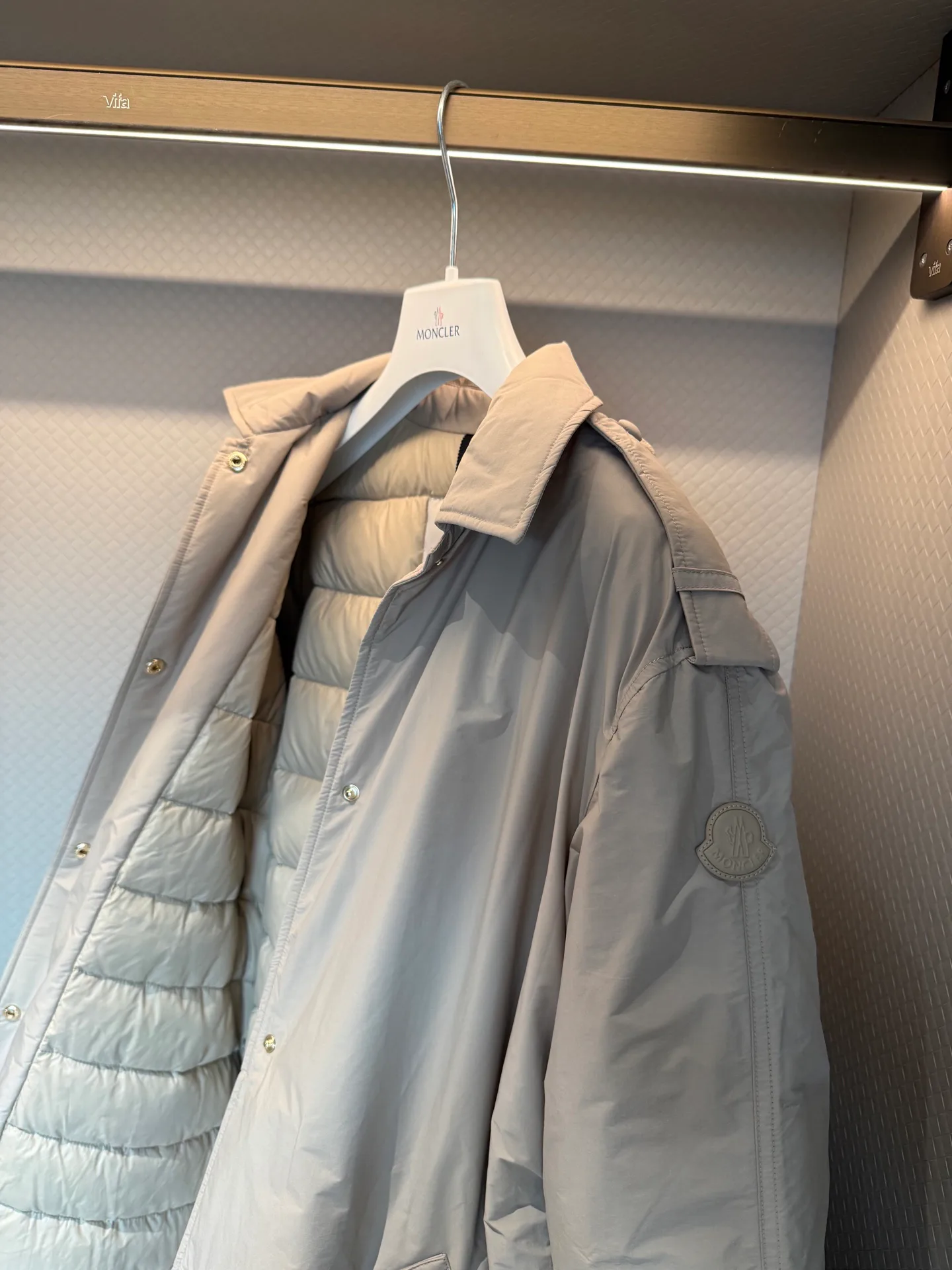 Тренчи Женские Moncler 18391878