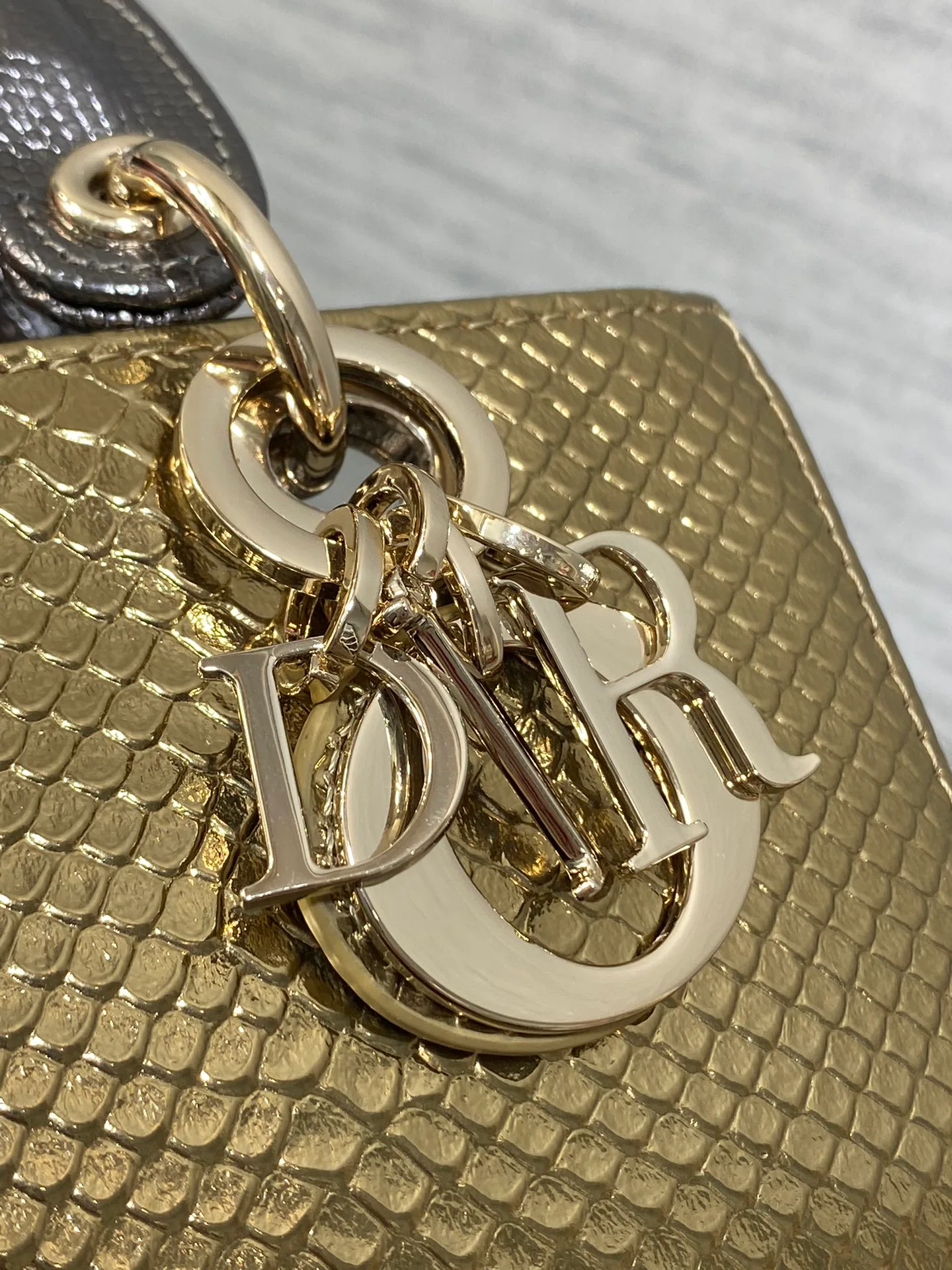 Классические Сумки Женские Christian Dior 12817886