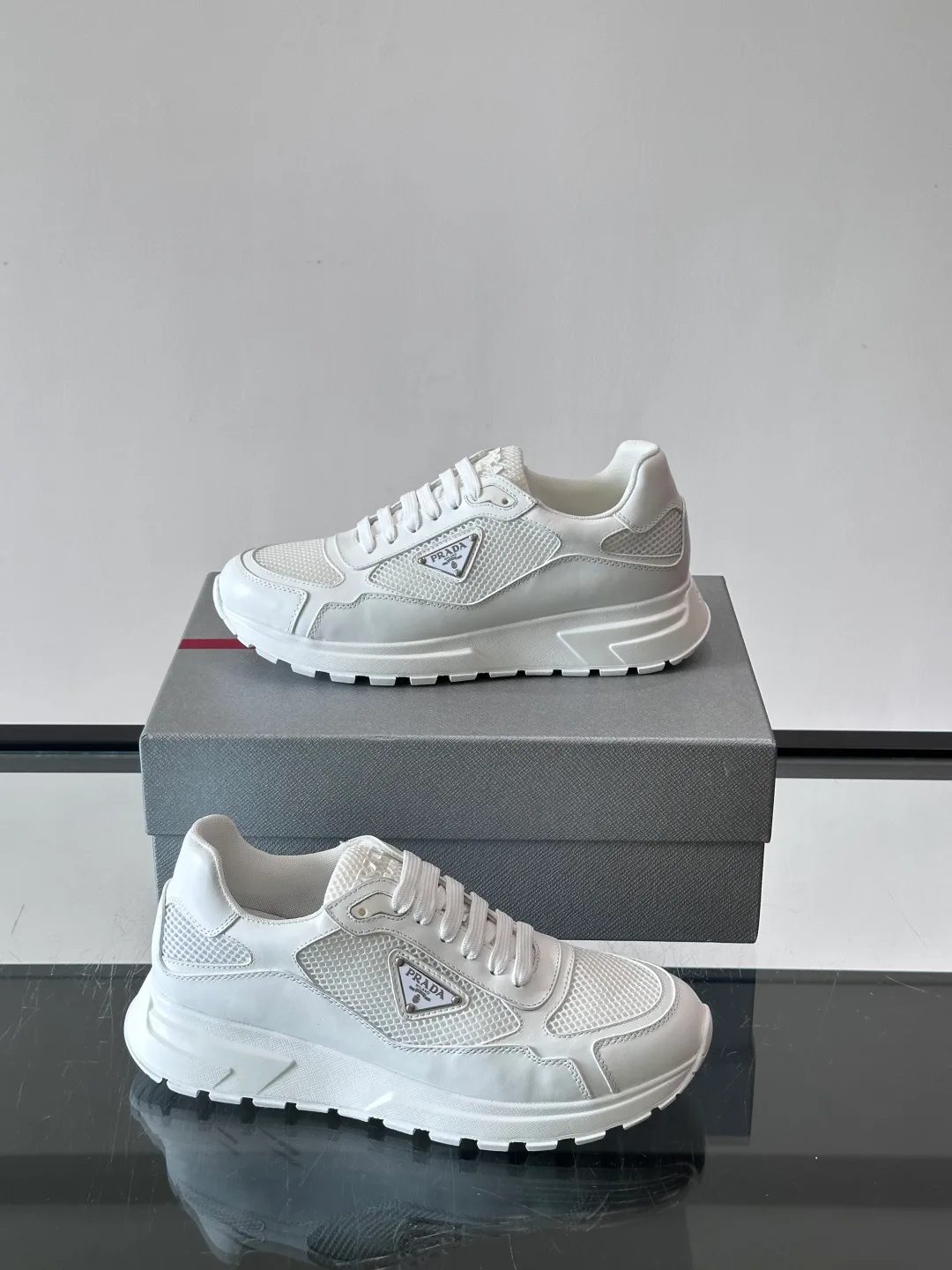 Кроссовки Мужские Prada 18872007