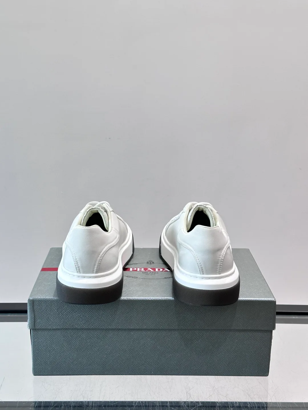Кроссовки Мужские Prada 17913732