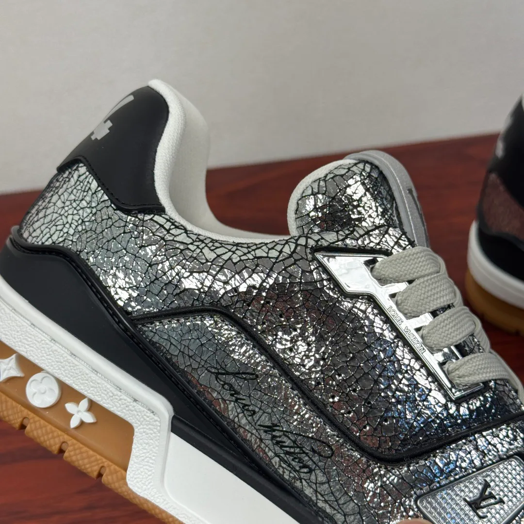 Кроссовки Мужские Louis Vuitton 4542359