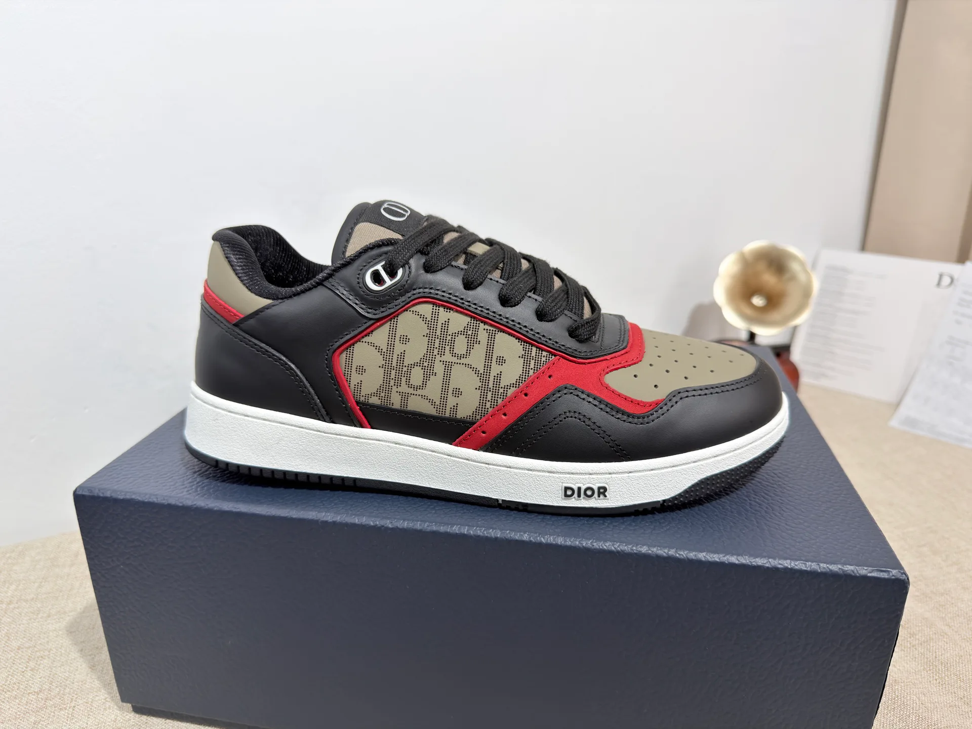 Кроссовки Женские Christian Dior 11456076