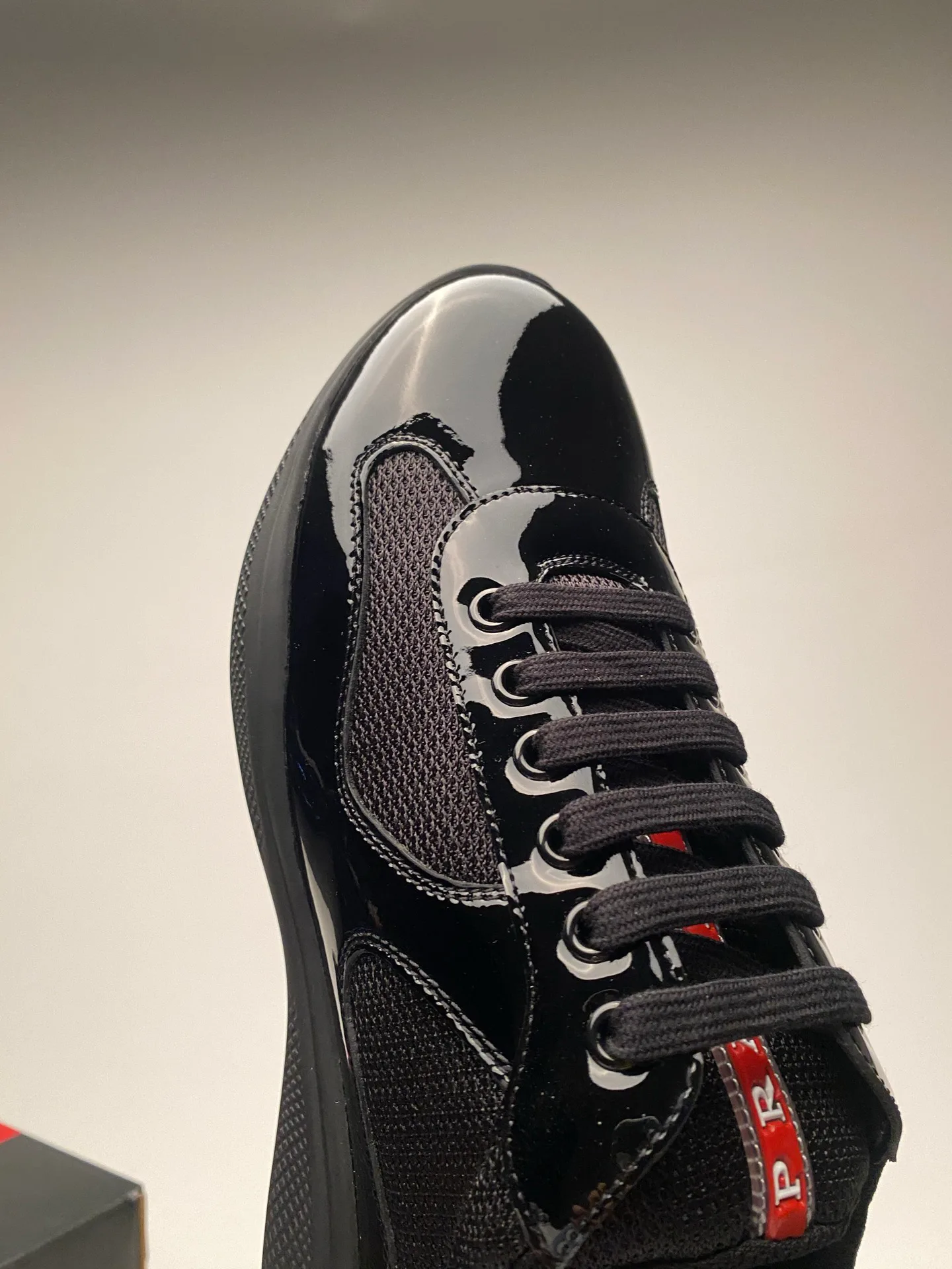 Кроссовки Мужские Prada 931160