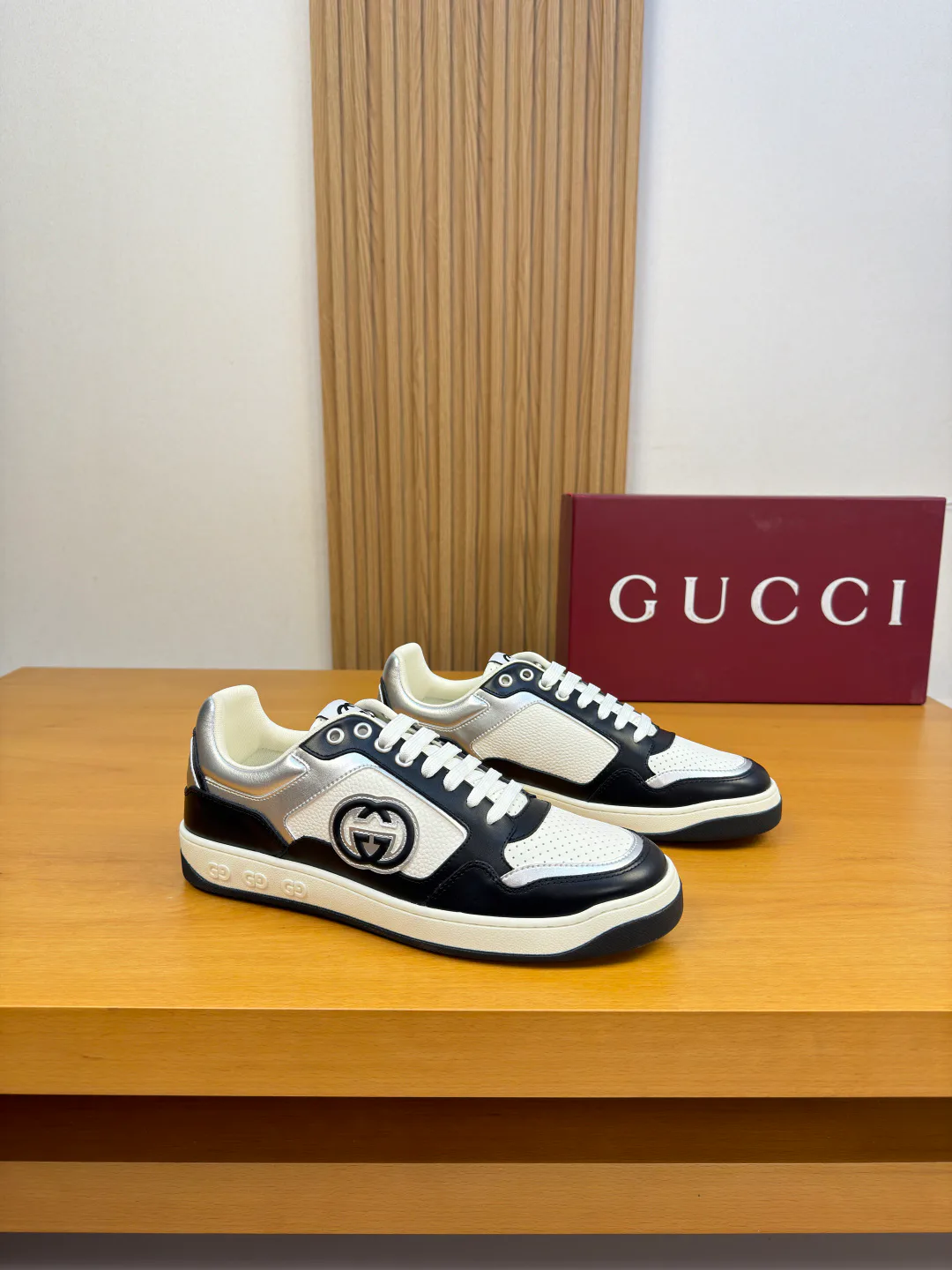 Кроссовки Мужские Gucci 18142463