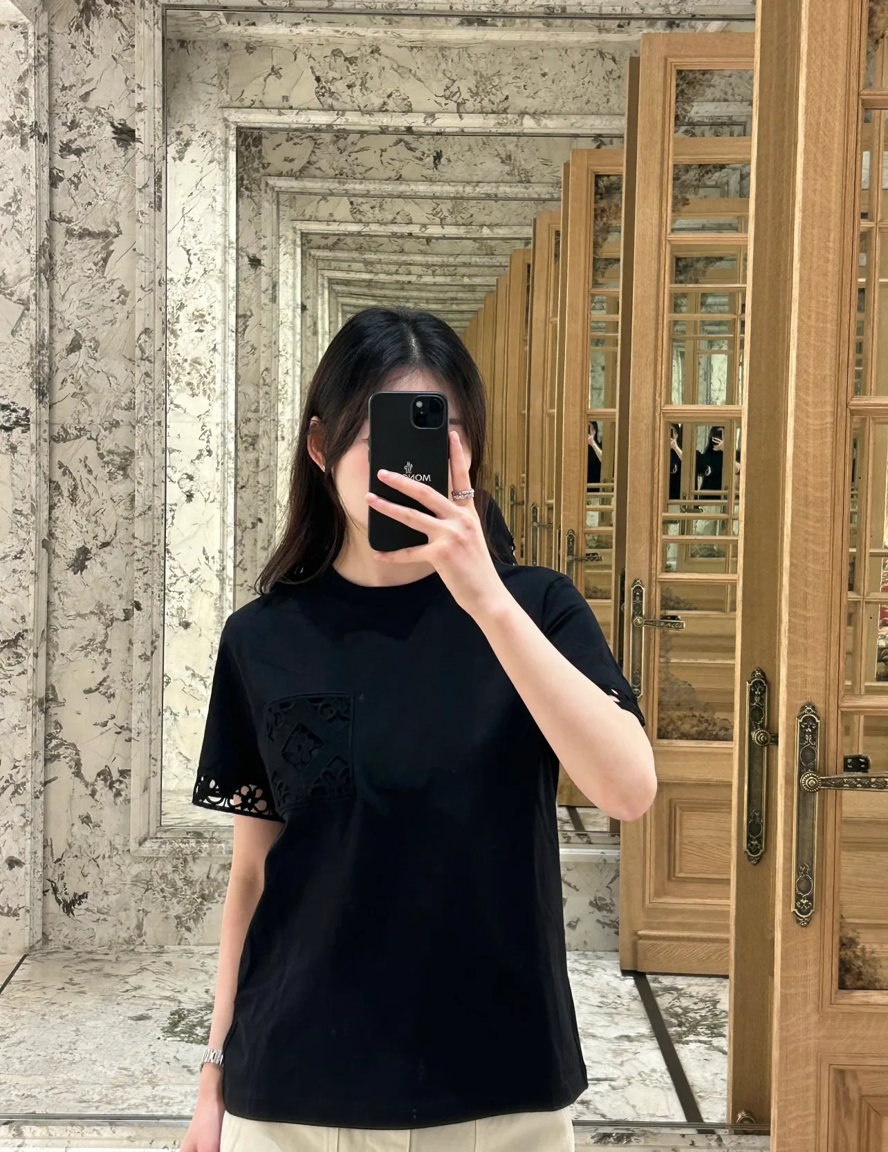 Футболки Женские Moncler 11700313