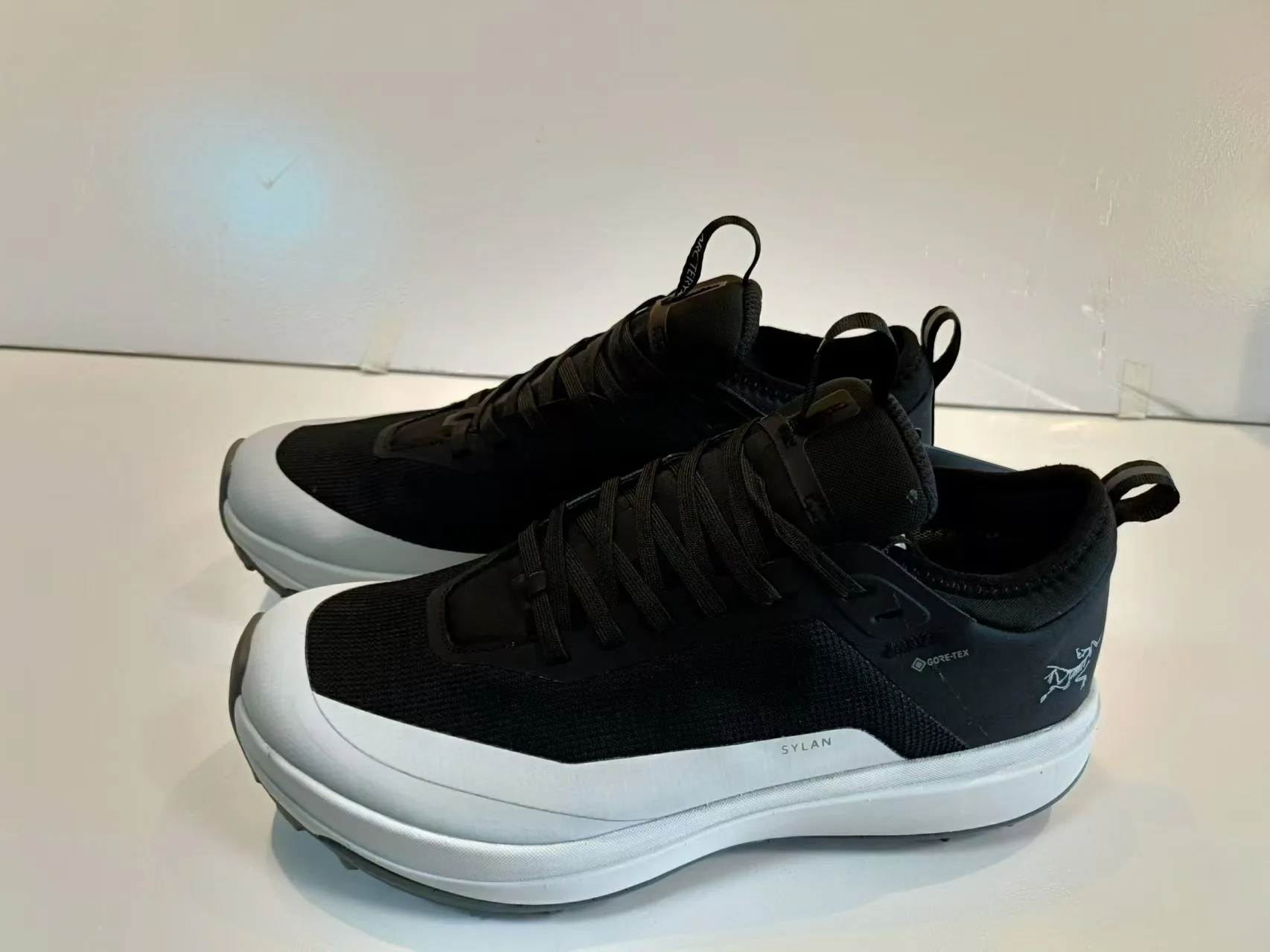 Кроссовки Женские Arc'teryx 115830