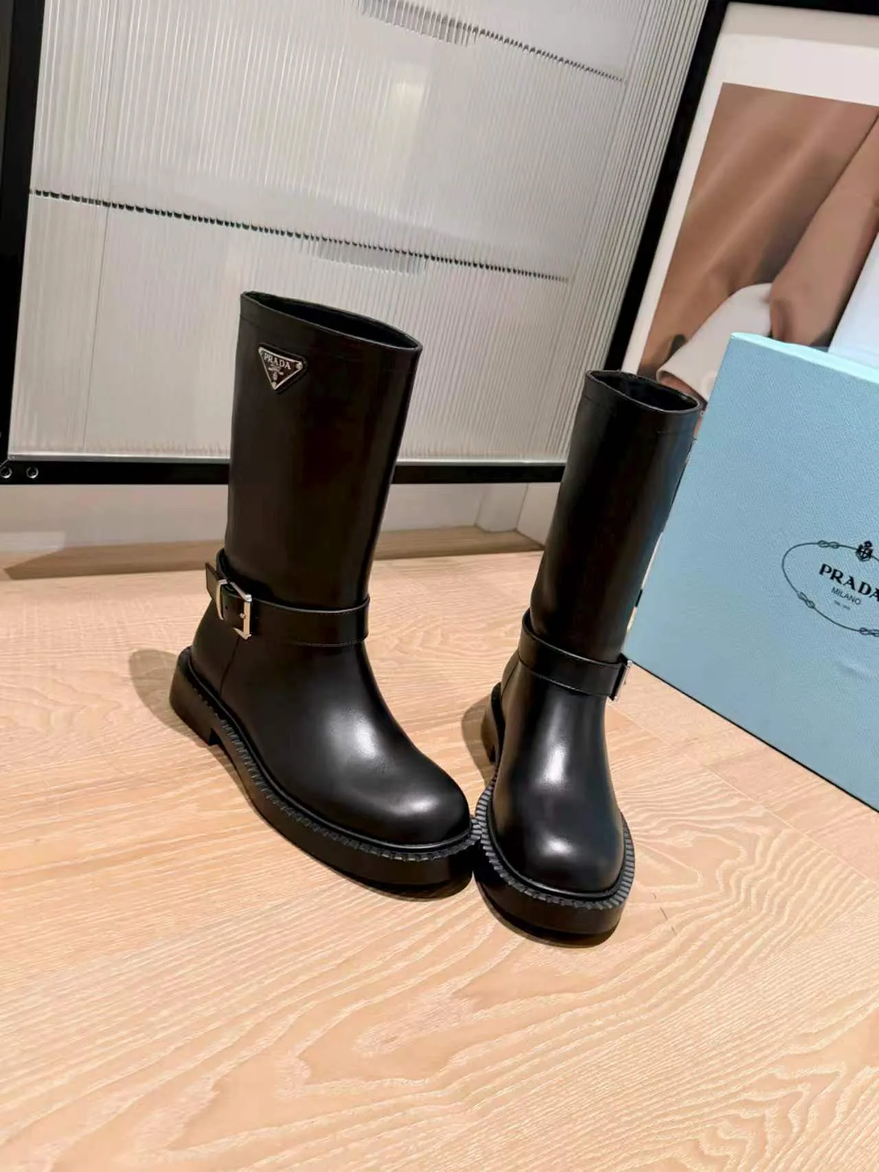 Сапоги Женские Prada 17957188