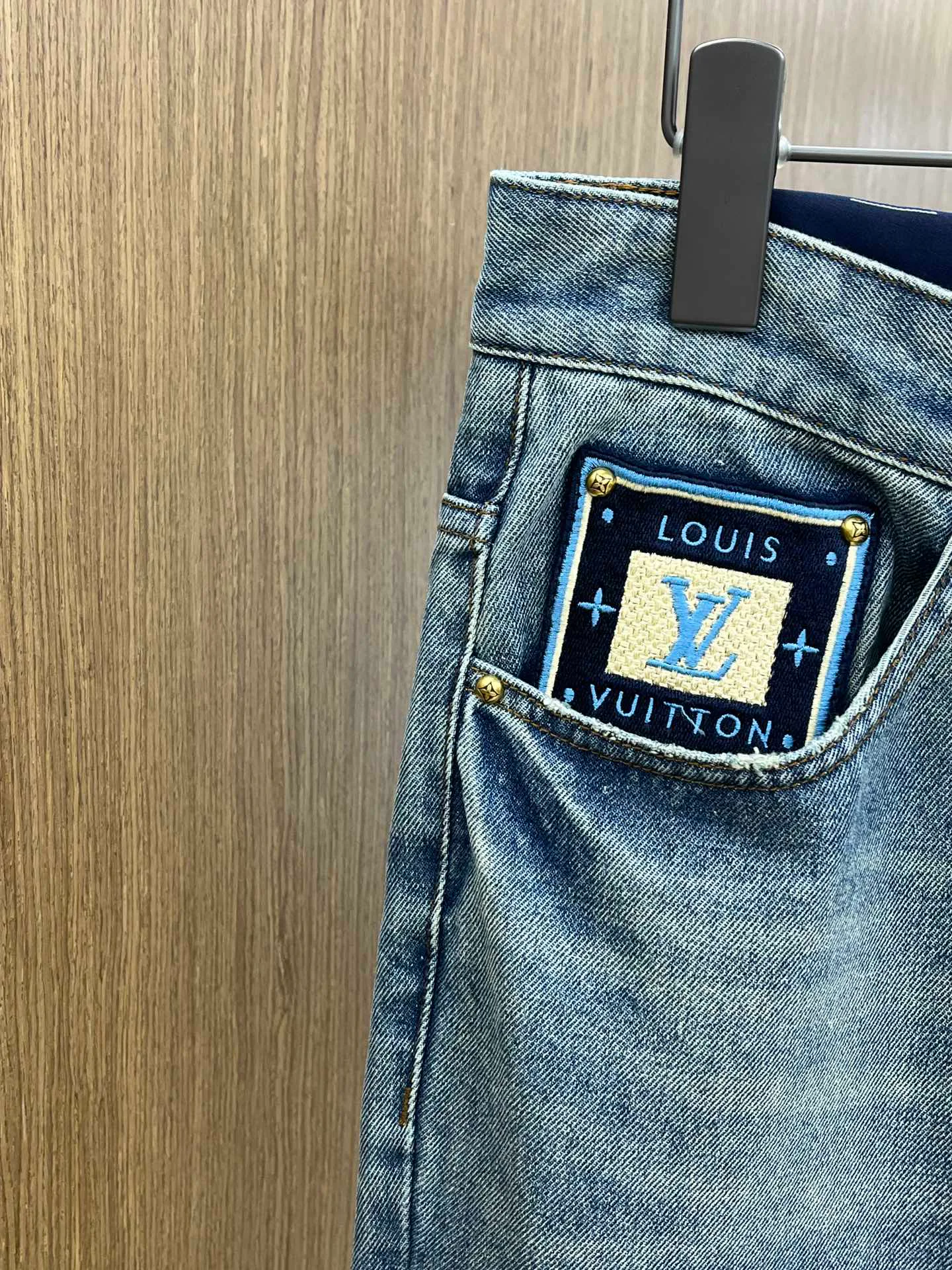 Джинсы Женские Louis Vuitton 12821728